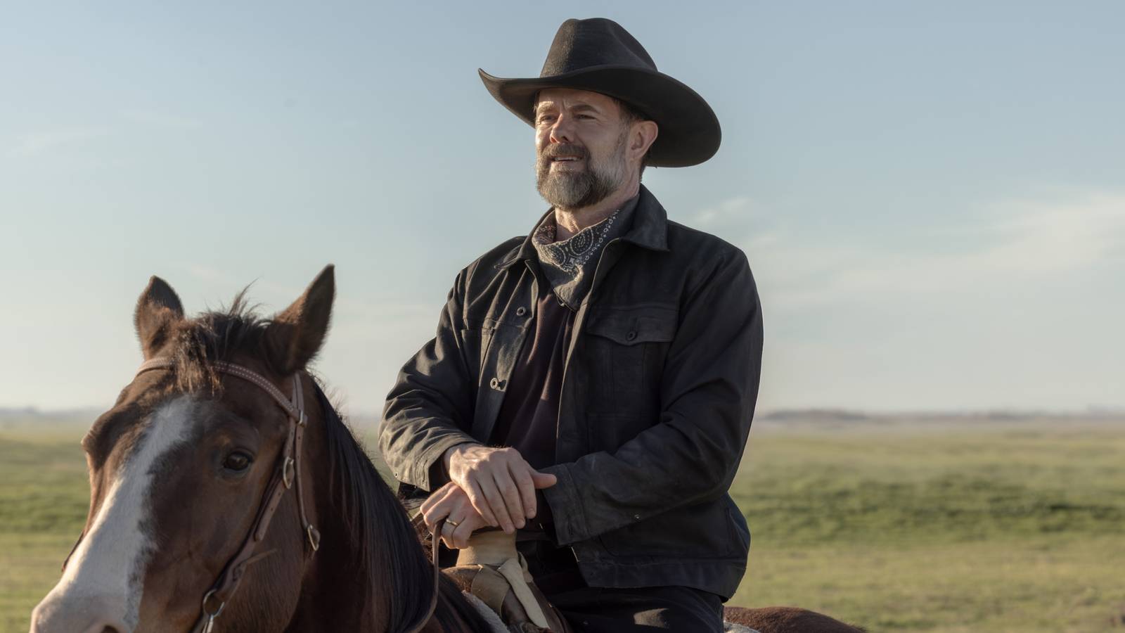 Garret Dillahunt as William Macon riding a horse in Lanterns