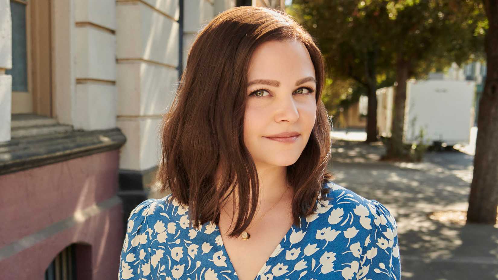 Ginnifer Goodwin Pivoting