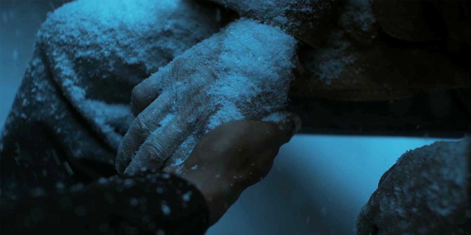 Hal's hand without his Power Ring in Lanterns