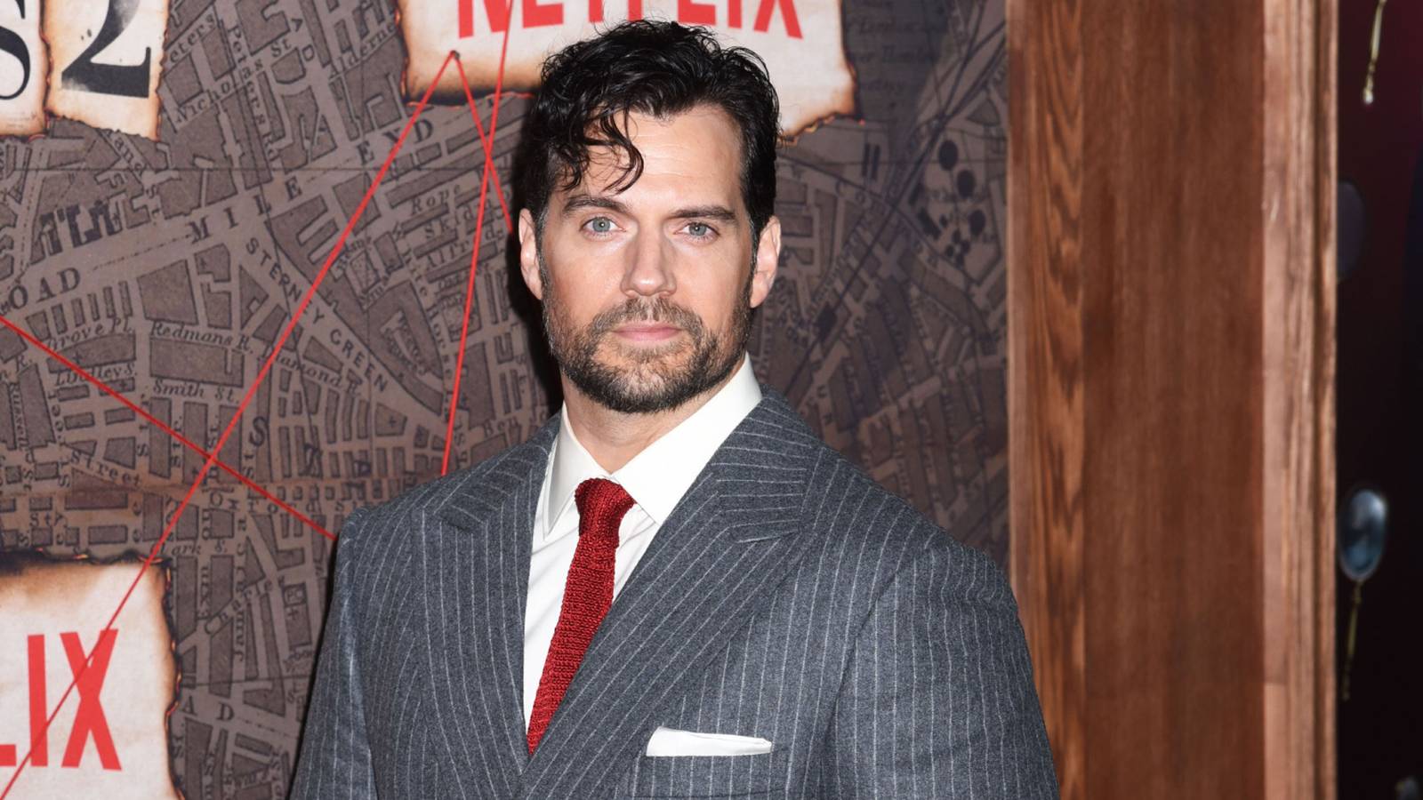 11 Years Later, Henry Cavill's James Bond Replacement Needs A Sequel (& A 2020s Trend Confirms It)