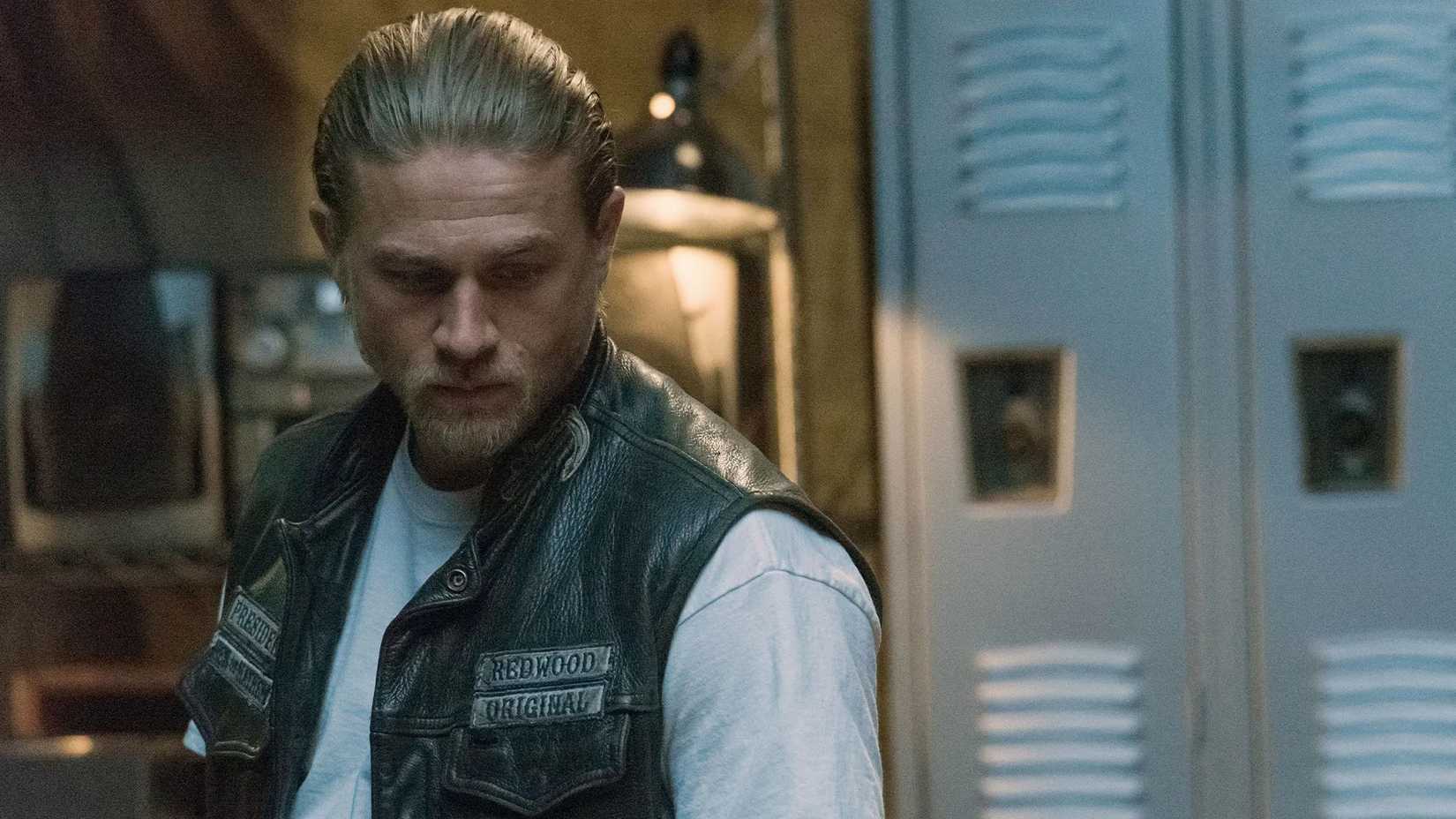 Jax in Sons of Anarchy next to some lockers