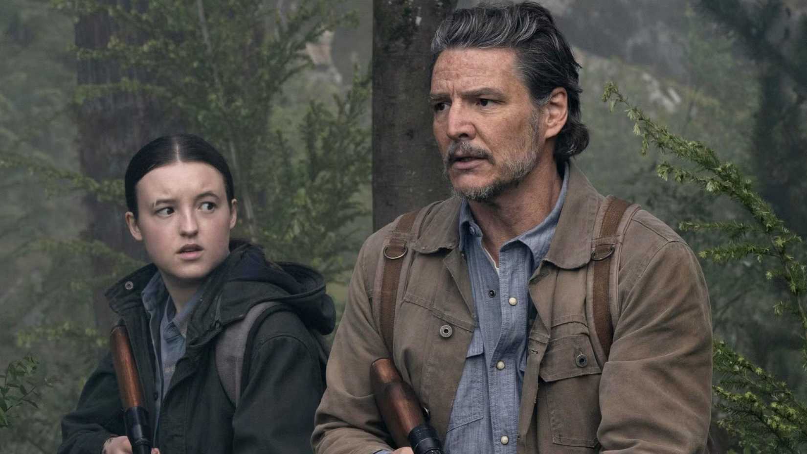 Joel and Ellie looking around in The Last of Us season 2