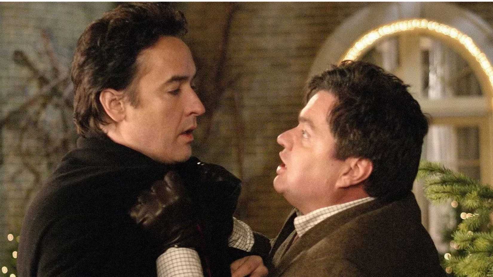 John Cusack as Charlie with Oliver Platt as Pete in The Ice Harvest