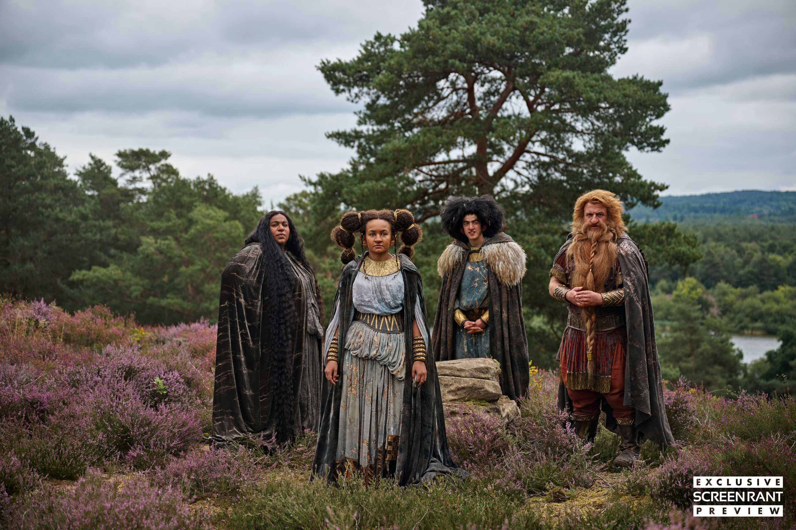 Durin and Disa with their kids in The Rings of Power season 3