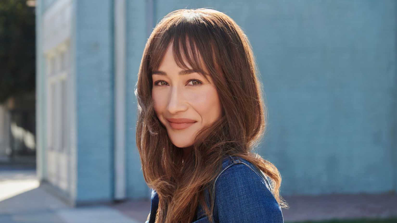 Maggie Q Pivoting