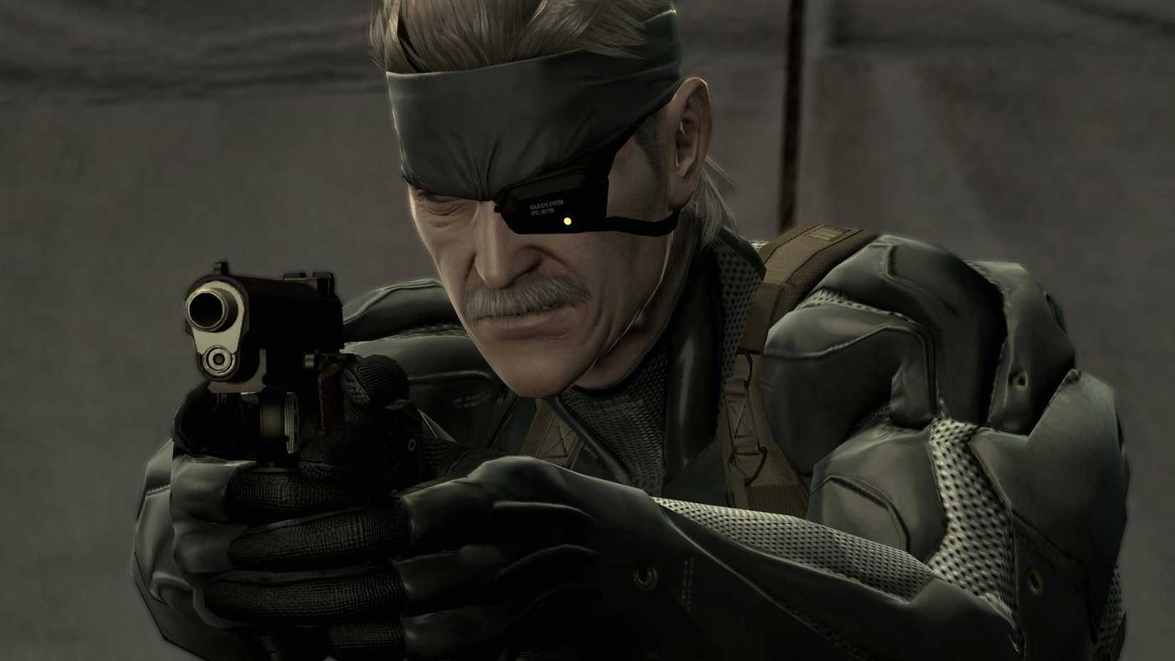 Snake from Metal Gear Solid 4 Guns of Patriots holding a pistol.