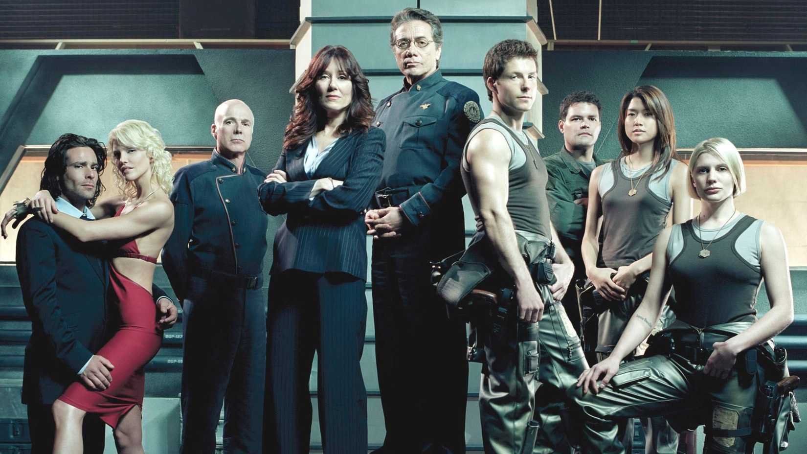 Edward James Olmos and the cast of Battlestar Galactica