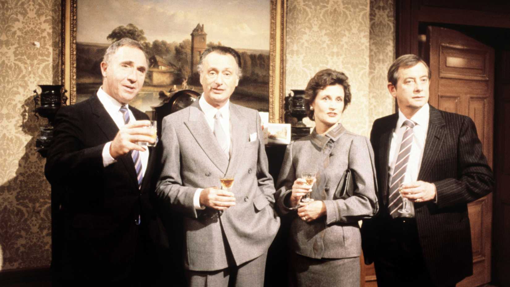 Nigel Hawthorne, Paul Eddington, Diana Hoddinott, Derek Fowlds in Yes, Minister