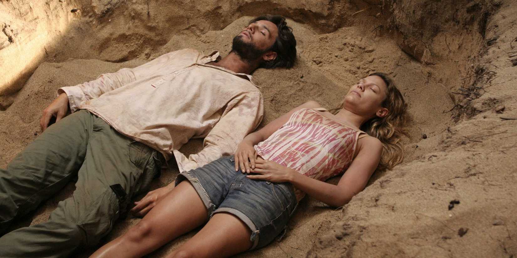 Nikki and Paolo getting buried alive in Lost