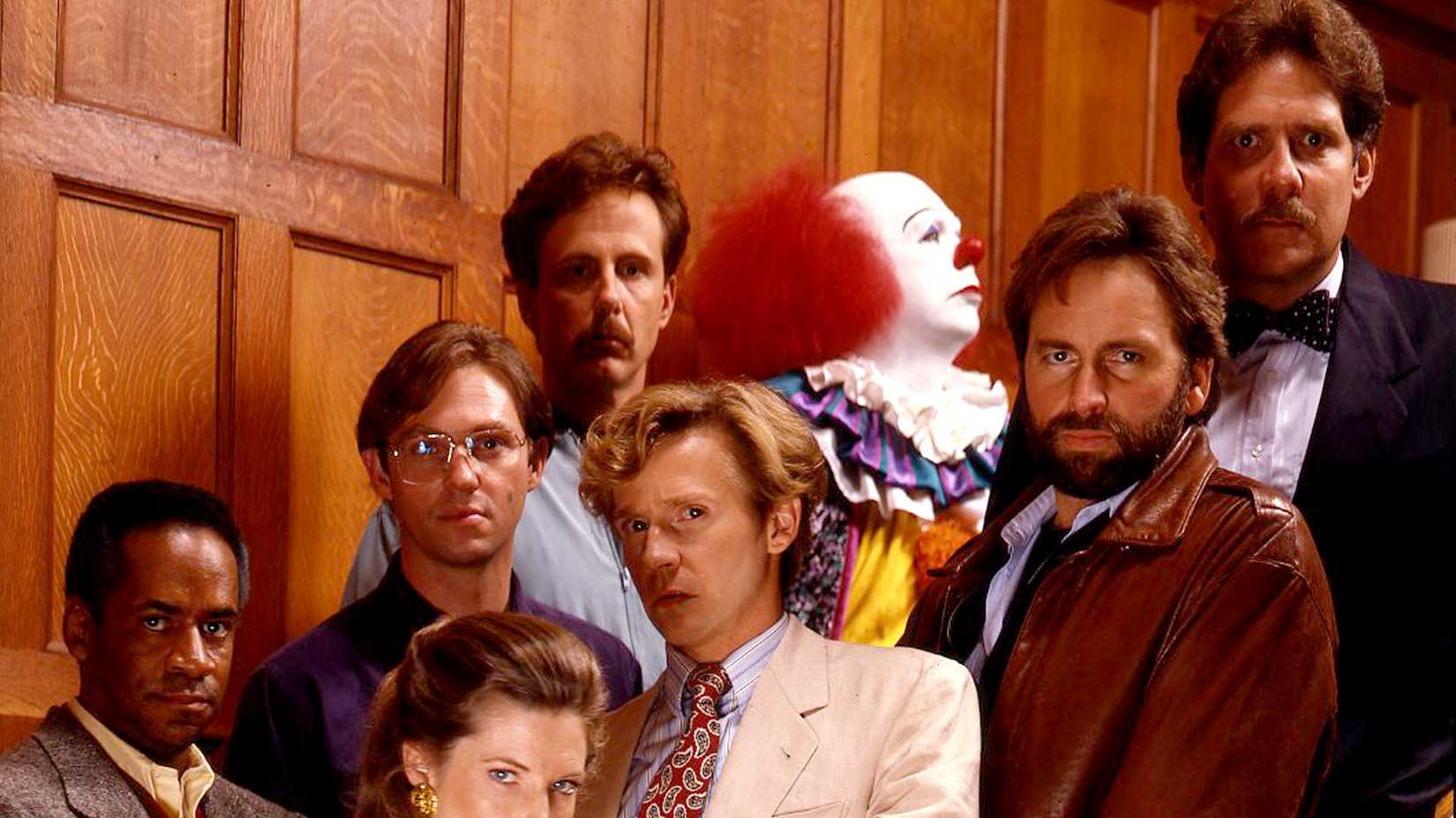 Pennywise hiding among the adult Losers in It 1990 miniseries