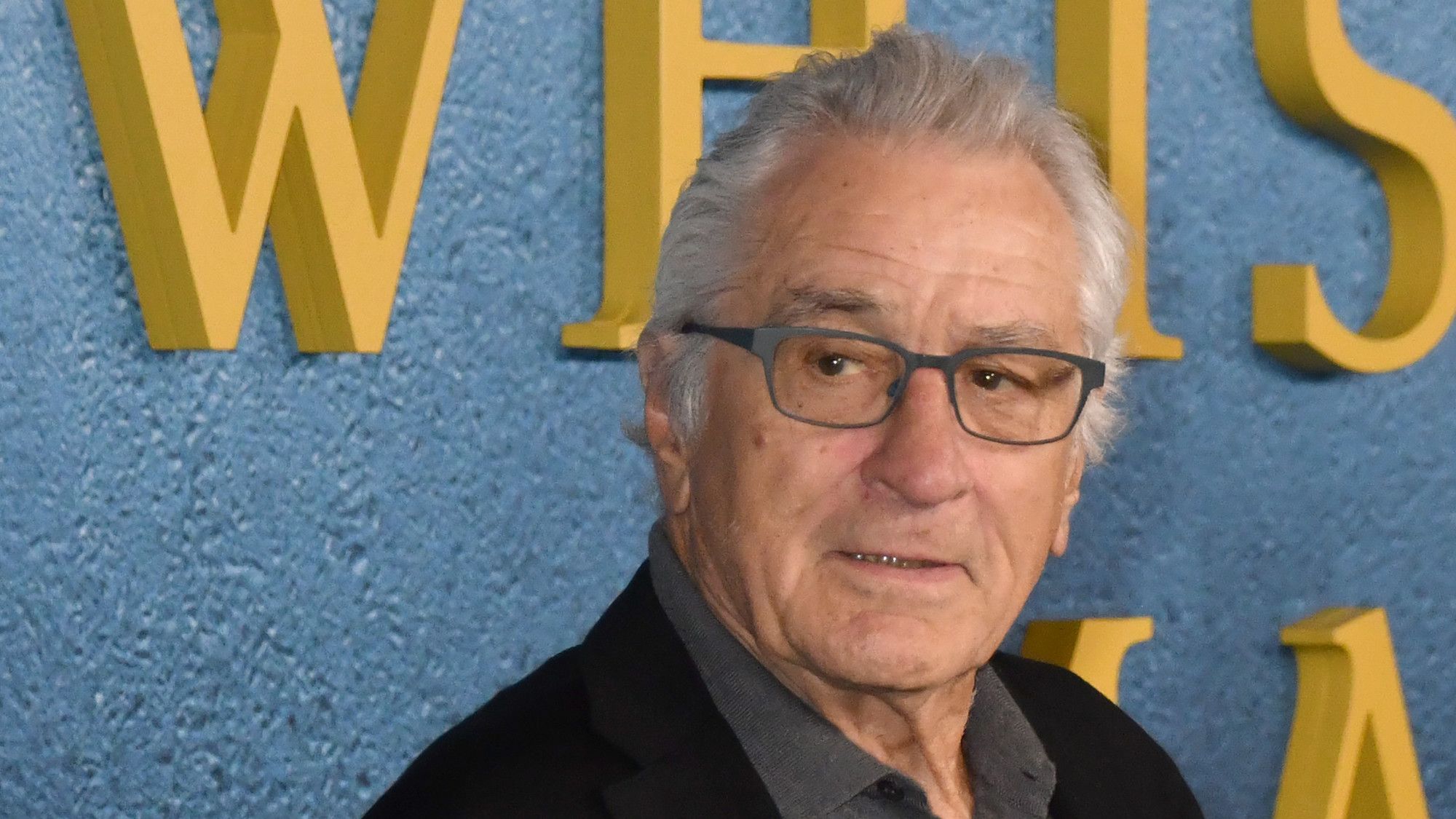 Robert De Niro & Michael Keaton's First-Ever Scene Together In New Netflix Thriller Explained By Director & Star image