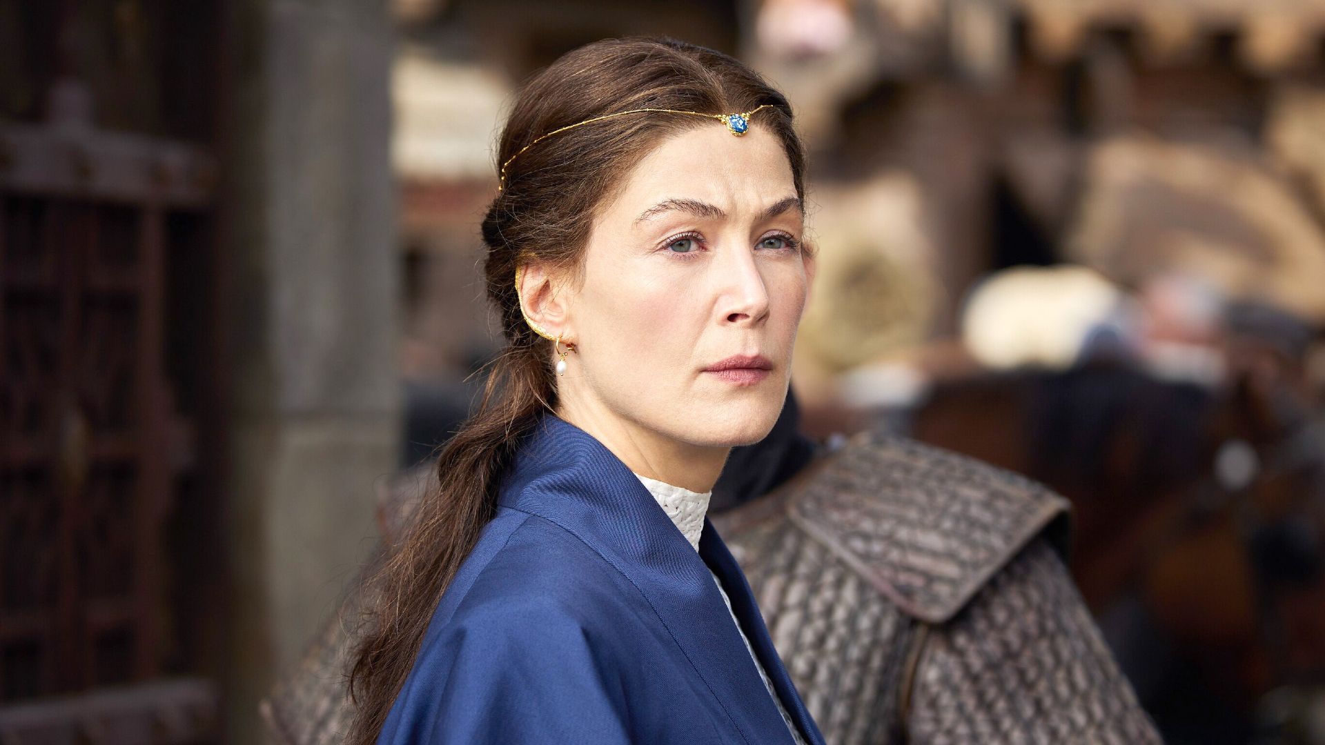 Prime Video's Fourth Wing Series Can Learn 3 Lessons From The Wheel Of Time image
