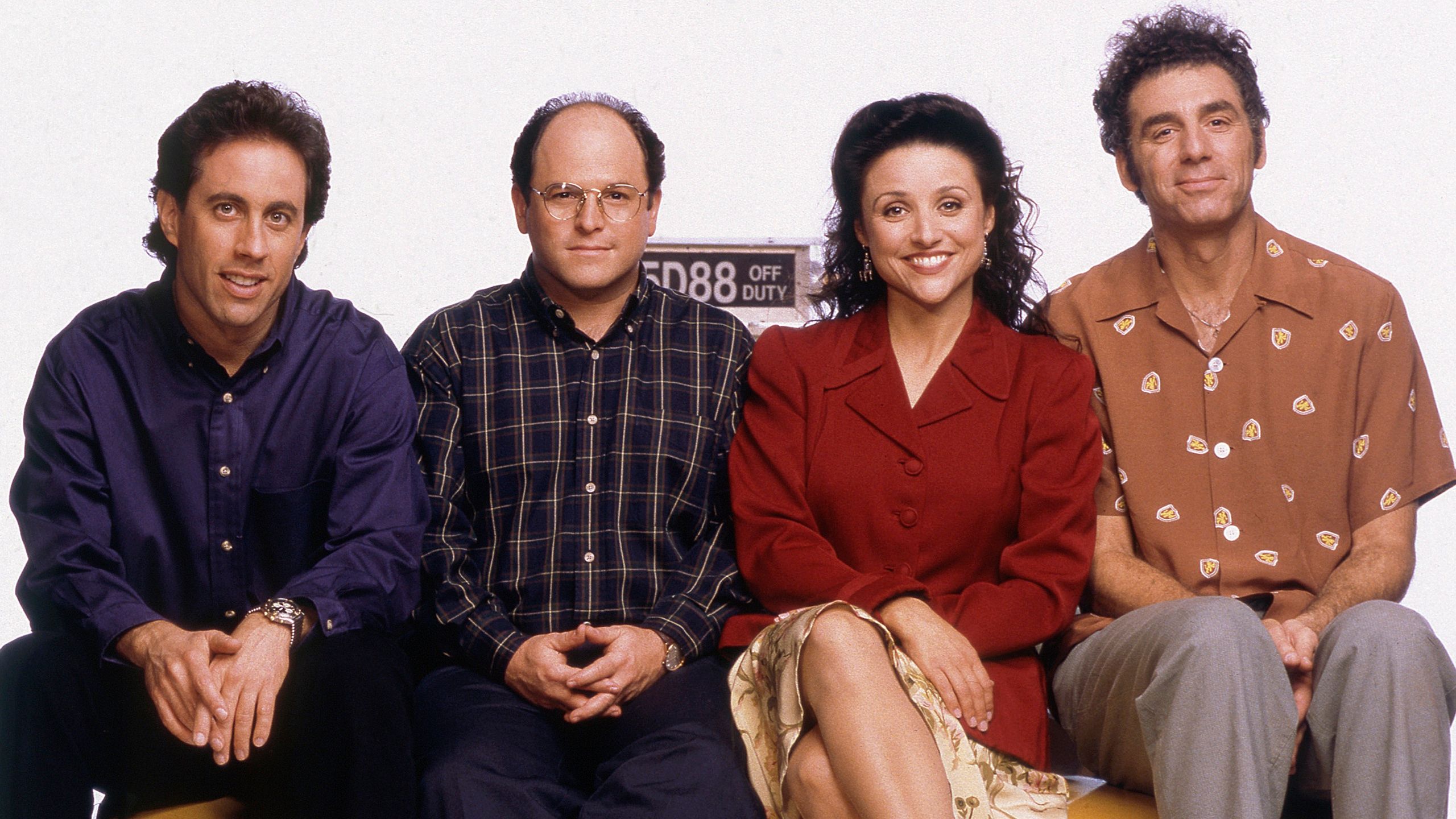 Seinfeld & 6 Other Sitcoms With Unrecognizable First Seasons