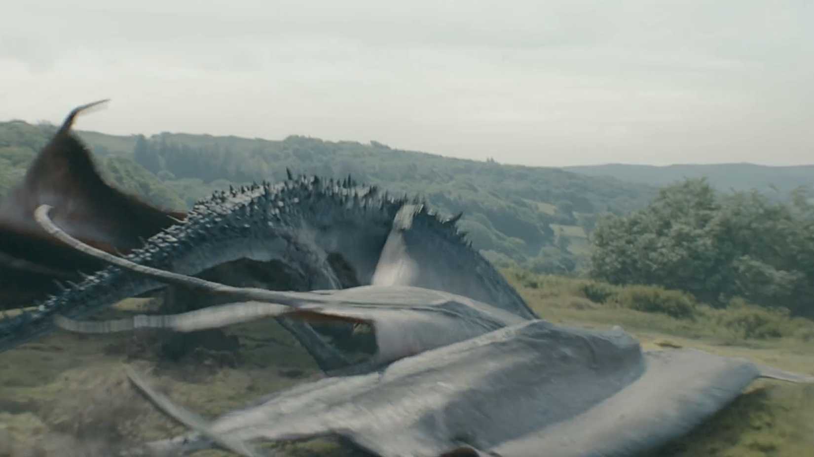 Sheepstealer walking away injured in House of the Dragon Season 3 Episode 7-1