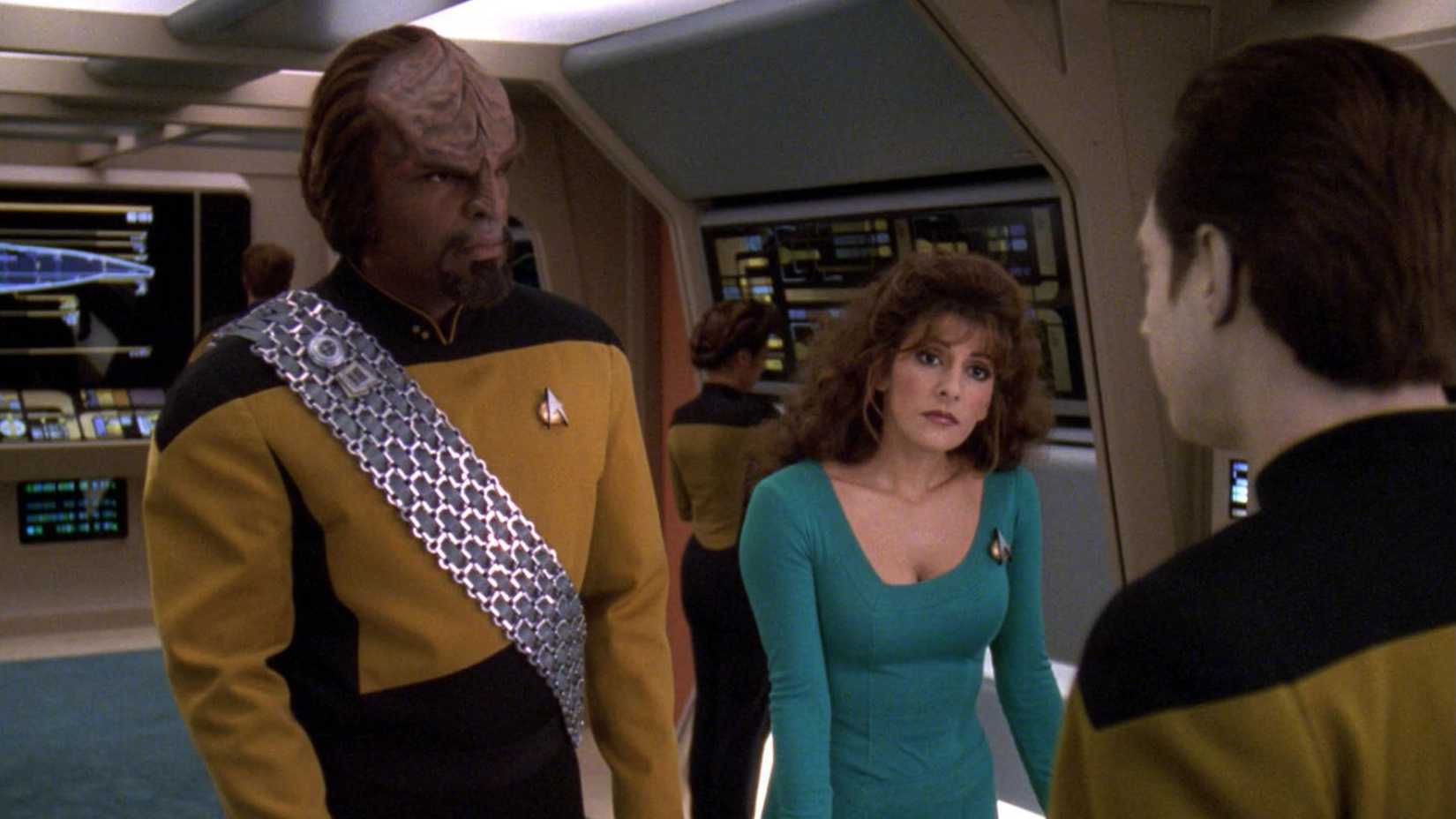 Worf and Troi talk to Data in Star Trek The Next Generation