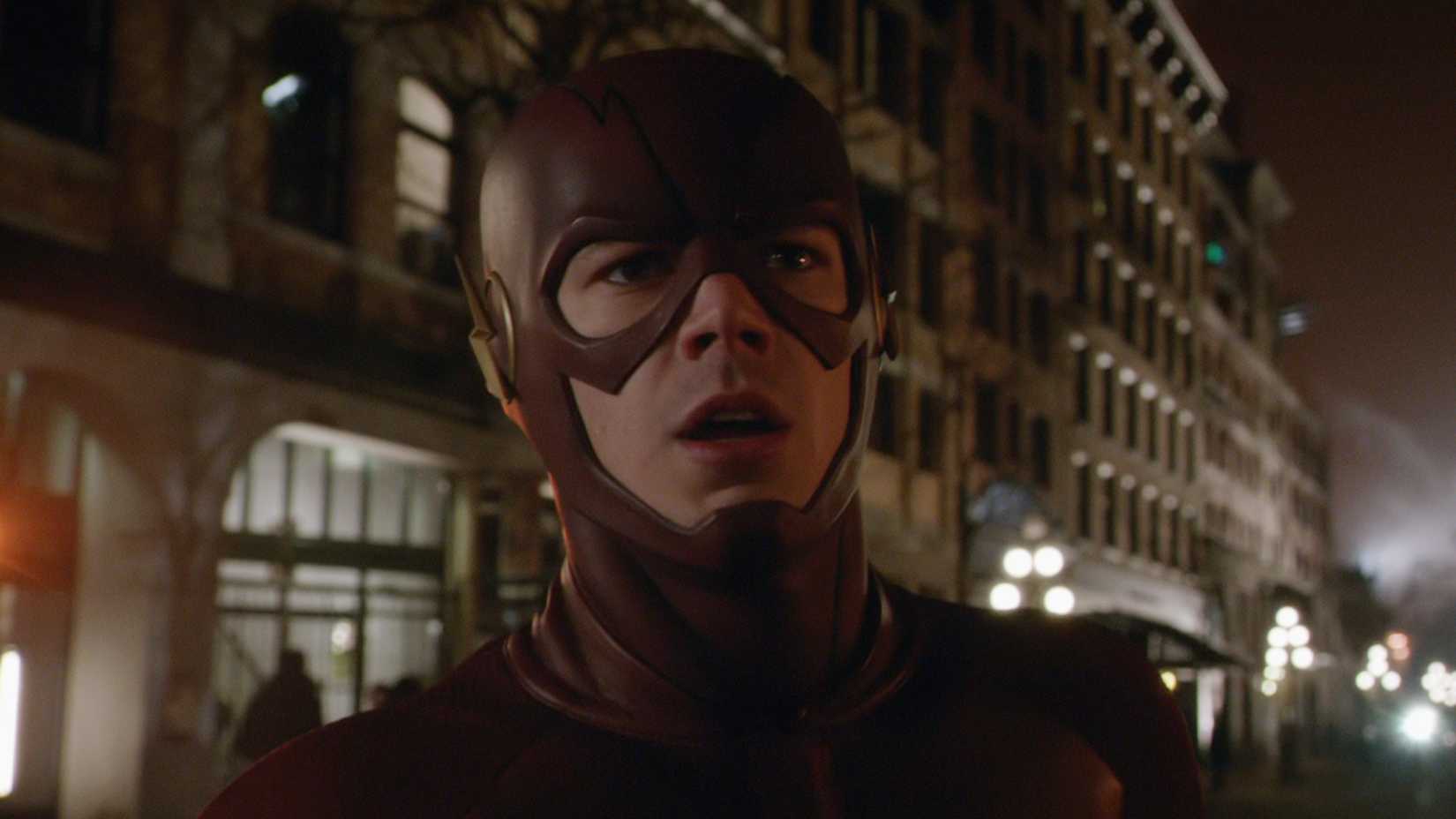 The Flash looks shocked in The Flash season 1, episode 15, "Out of Time"