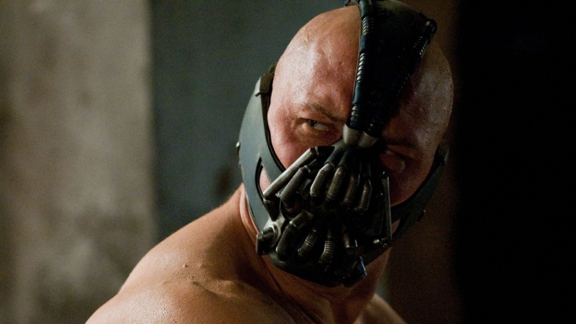 14 Years After Dark Knight Rises, Tom Hardy Resurrects Bane's Voice In The Most Unexpected Way