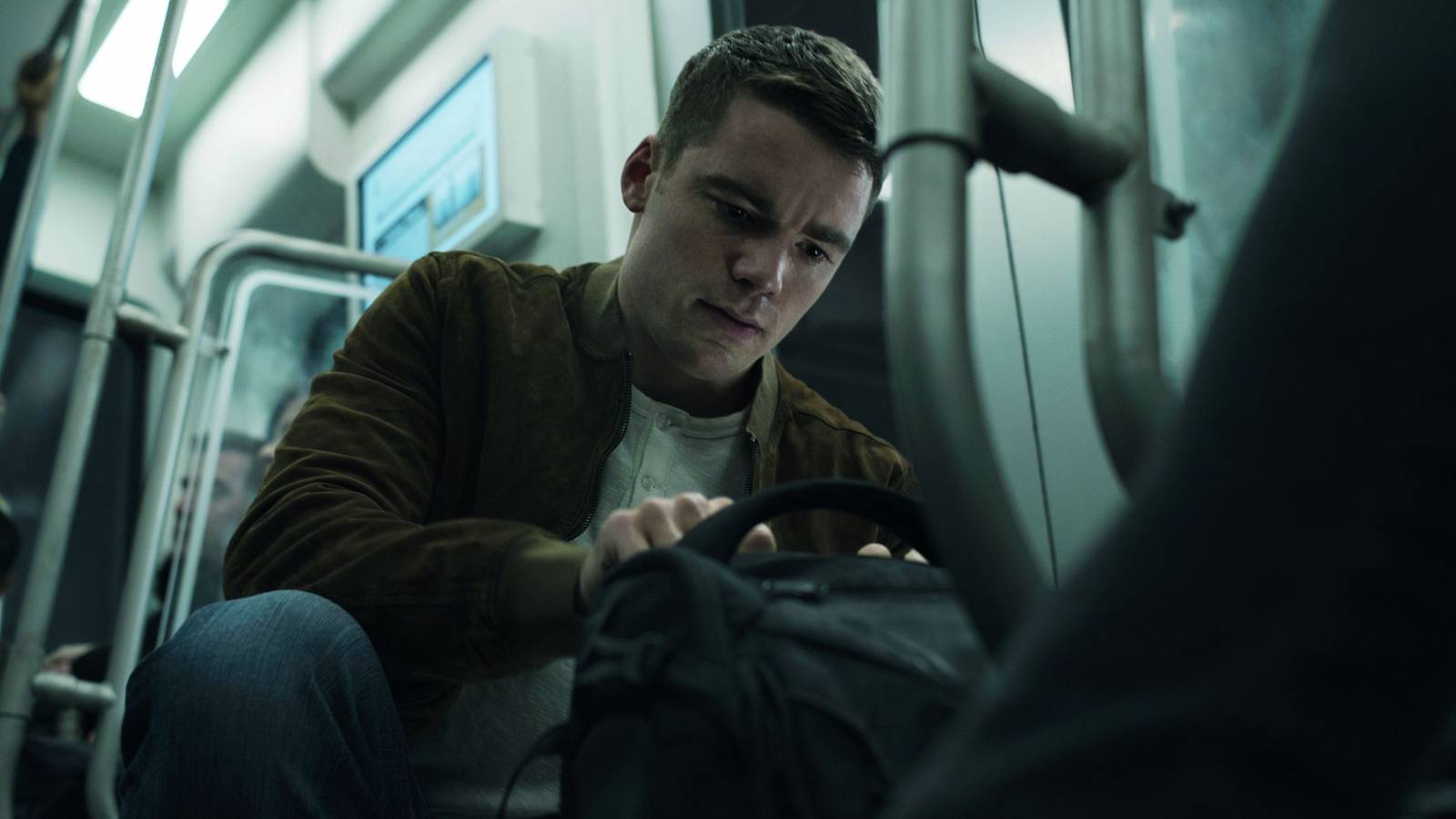 Reacher Season 4 Repeats The Night Agent’s Opening Scene, But Better