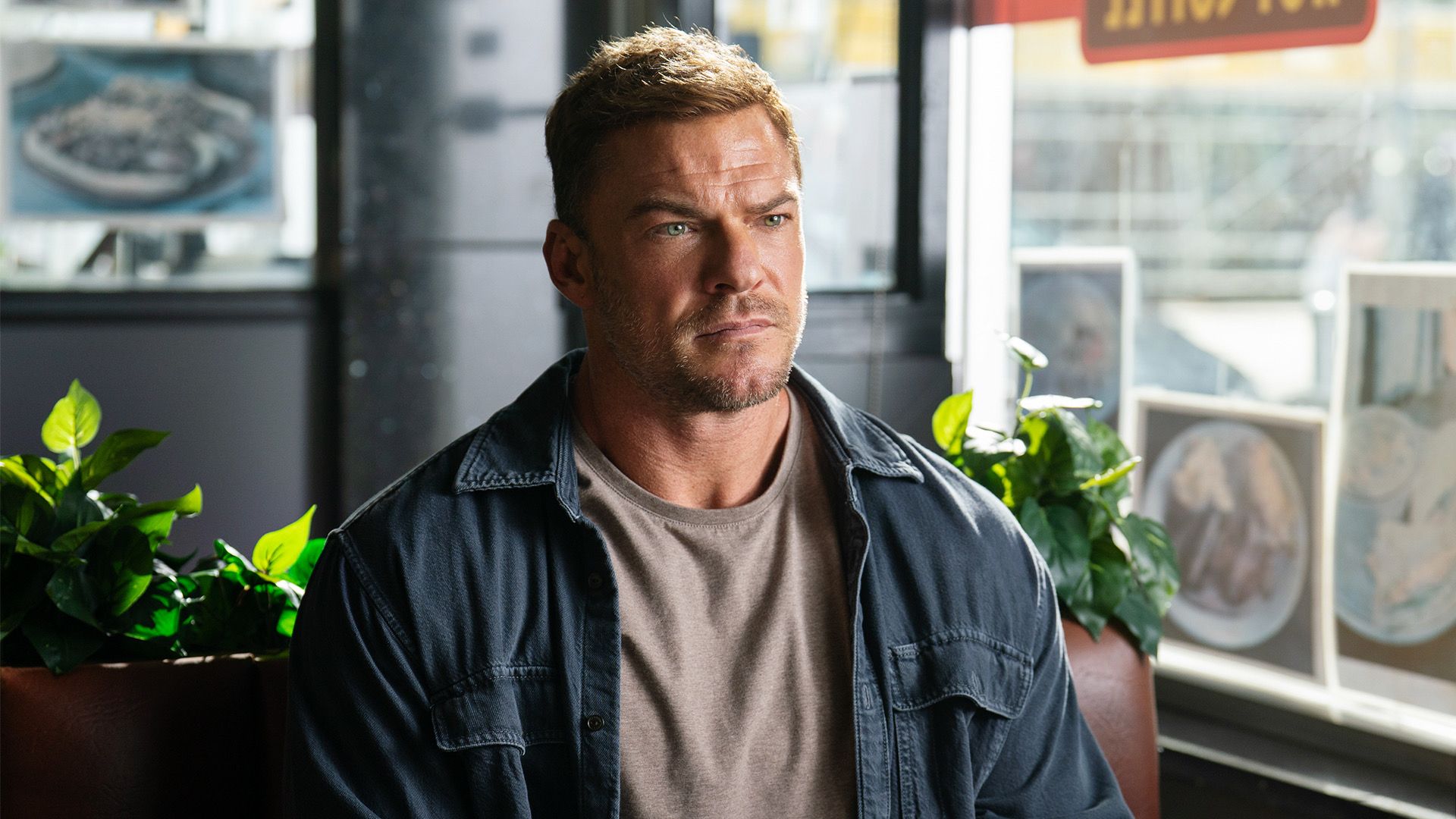 It's Official, Alan Ritchson's Reacher Is No Longer The Hero Of His Own Show image