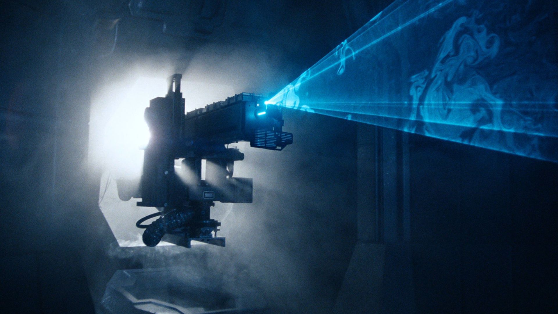 The Greatest 1-2 Punch In Sci-Fi Movie History Is Now Streaming On Netflix image