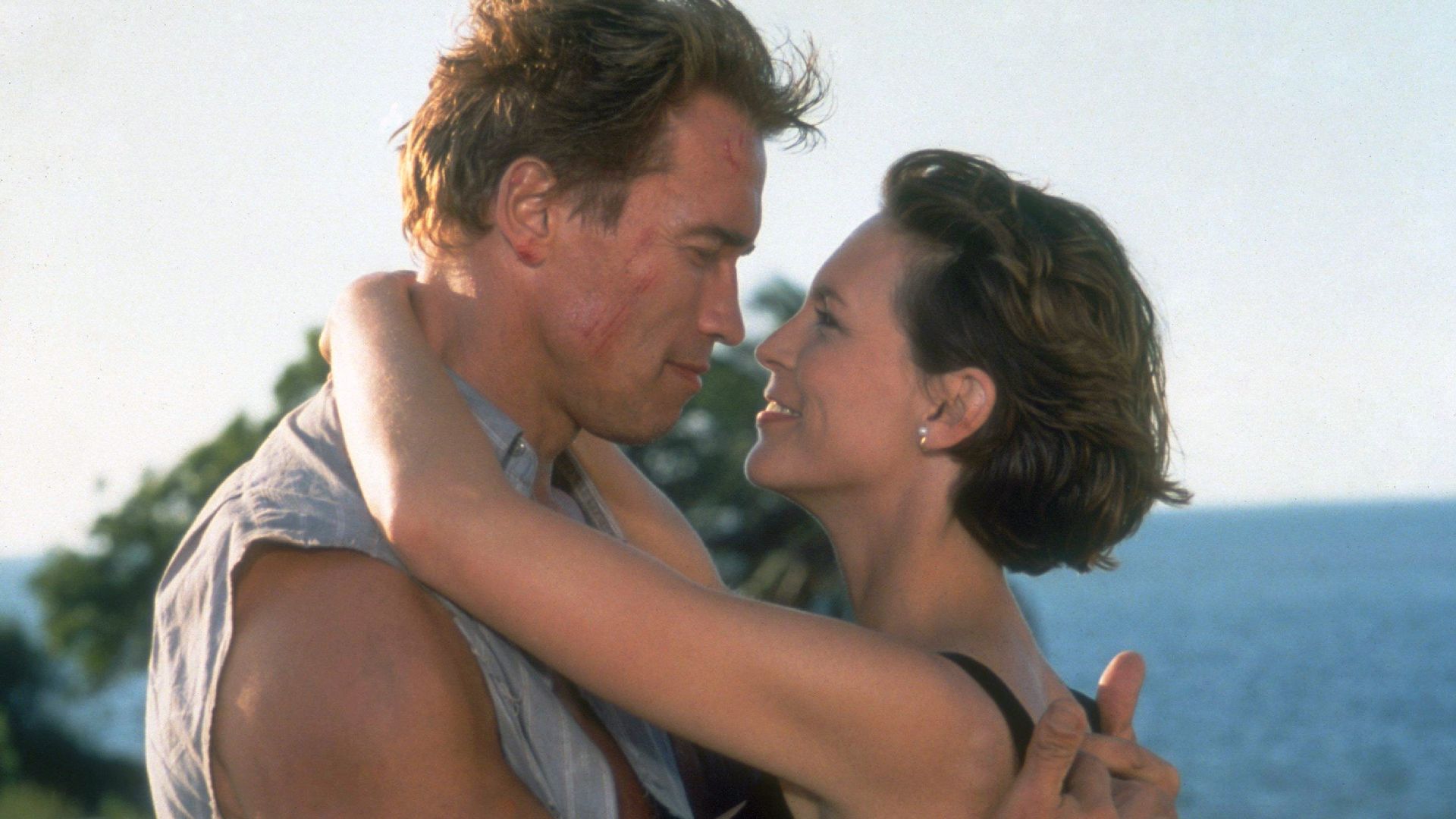 True Lies Meets South Park In The 400-Episode Sitcom So Good, It Survived Being Cancelled Twice image