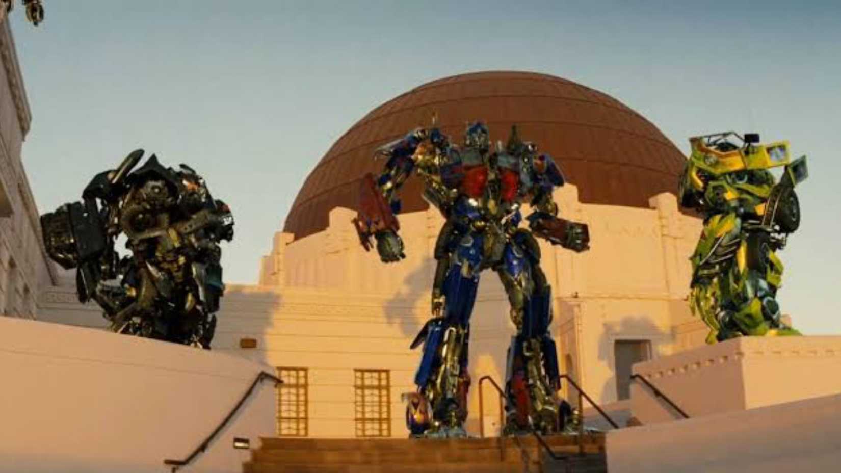 Autobots At Observatory in Transformers 2008