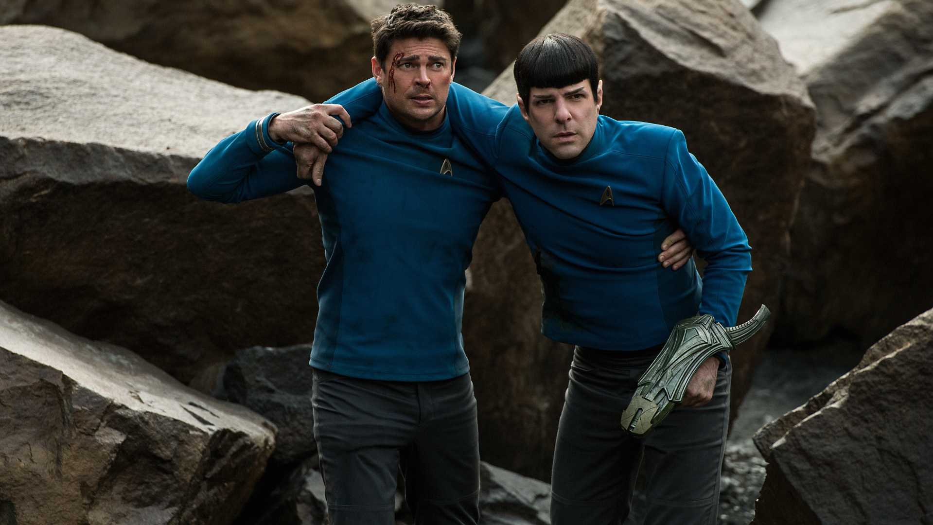 Bones and hurt Spock