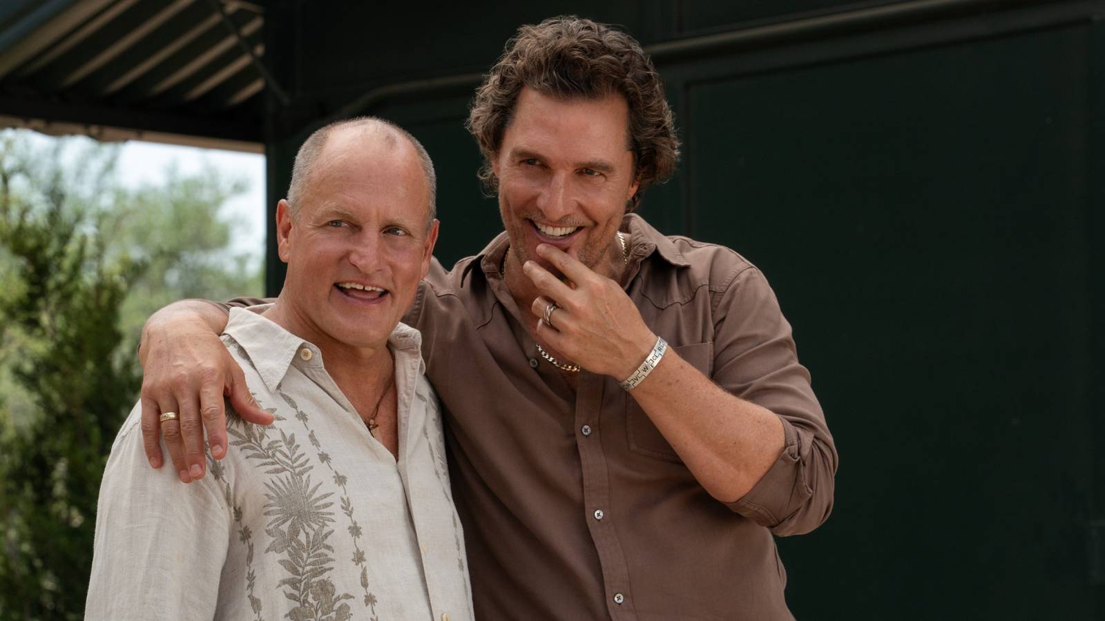 Brothers Review: McConaughey & Harrelson Aren’t Enough To Carry This Rote, Unfunny Comedy