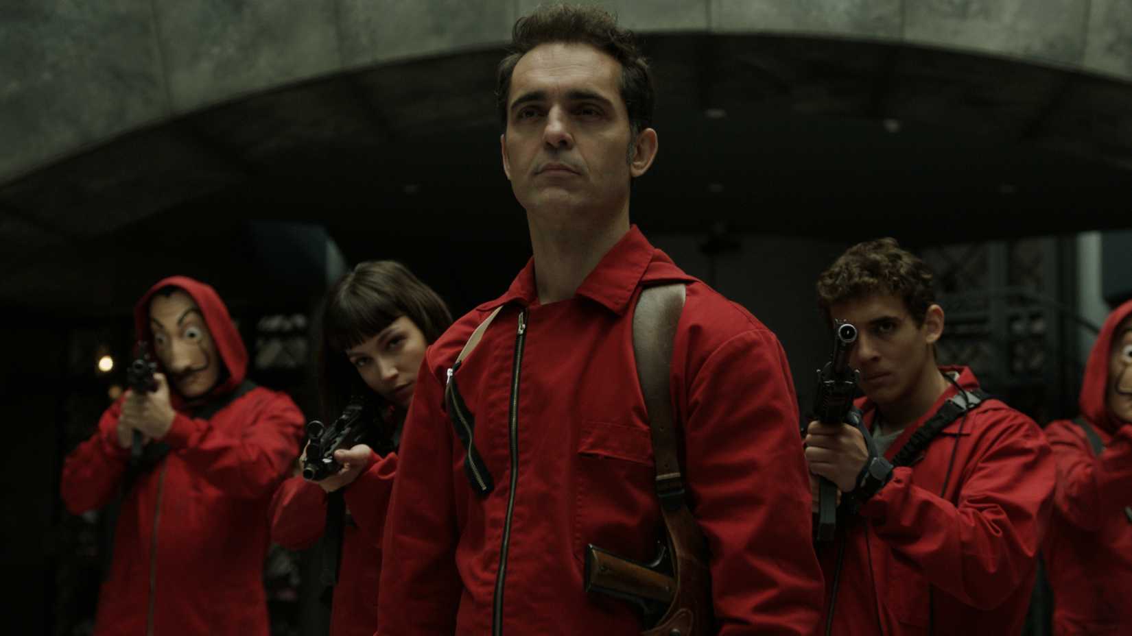 Cast of Money Heist from season 1 episode 7