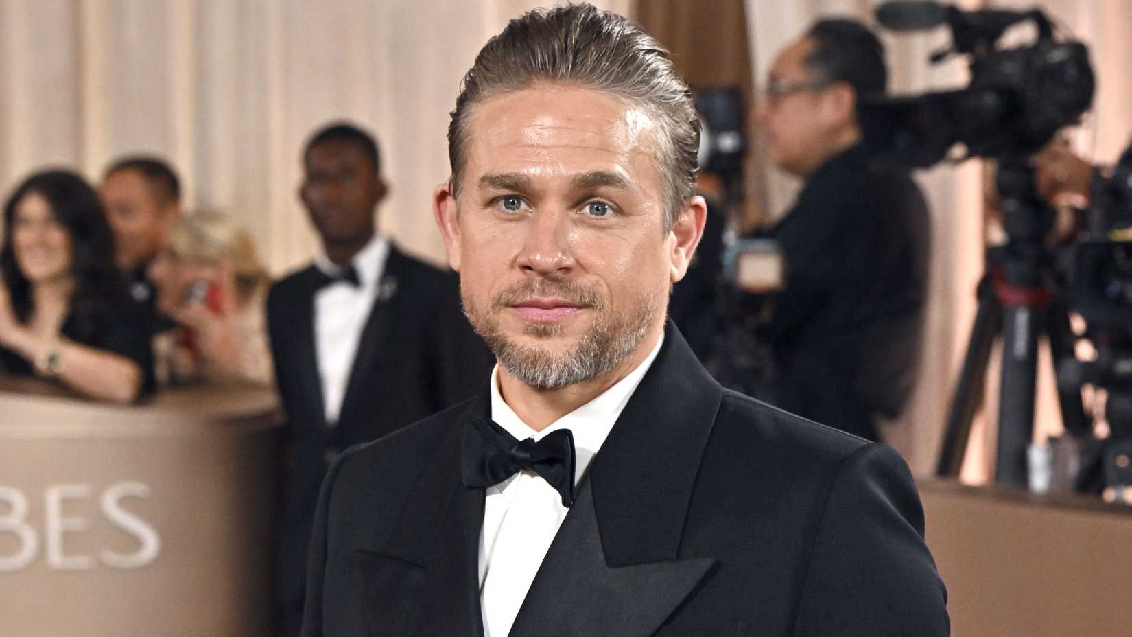 Charlie Hunnam at the red carpet for the 83rd Annual Golden Globe Awards
