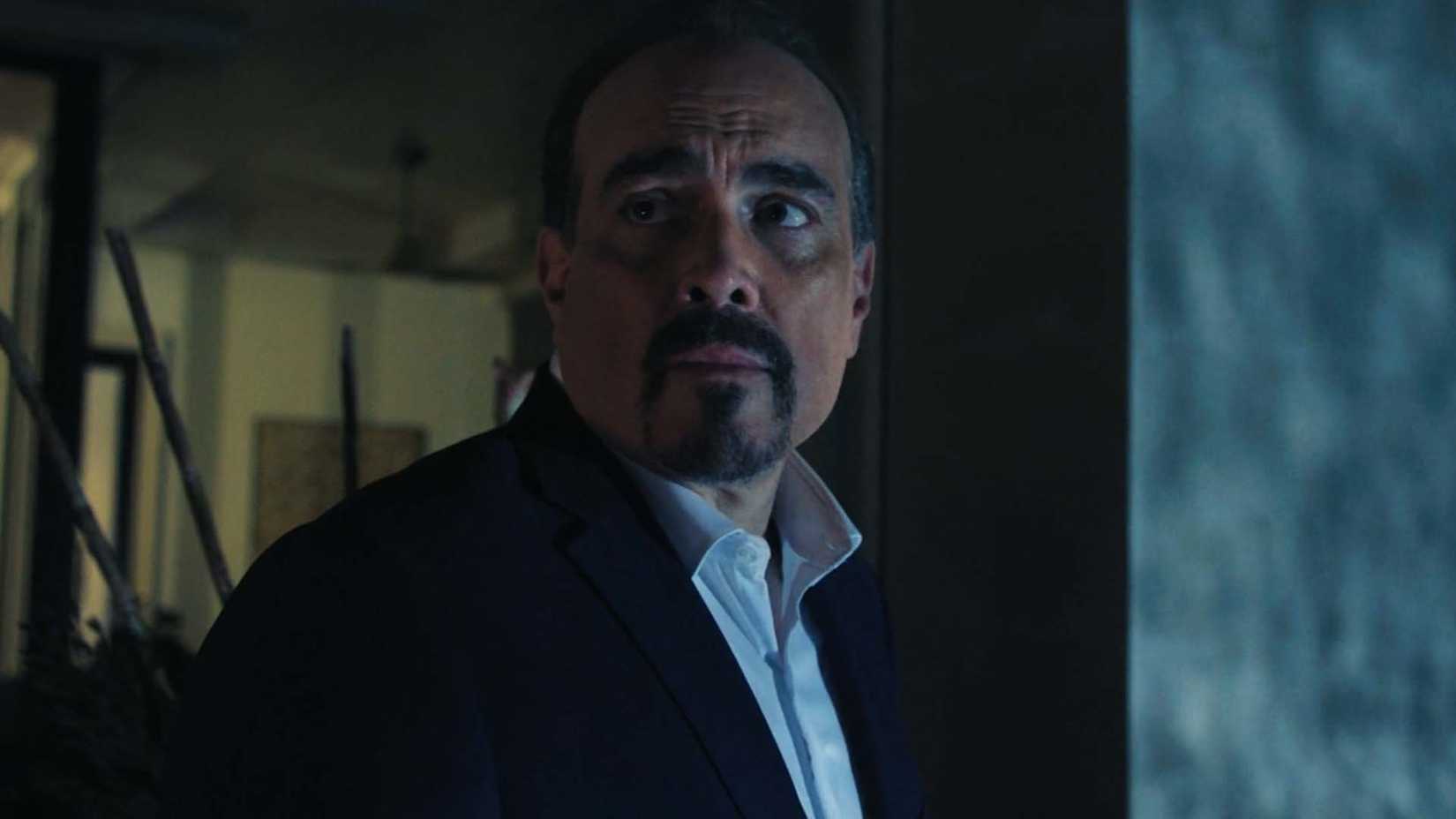 David Zayas as Victor Ochoa in R.J. Decker season 1's finale