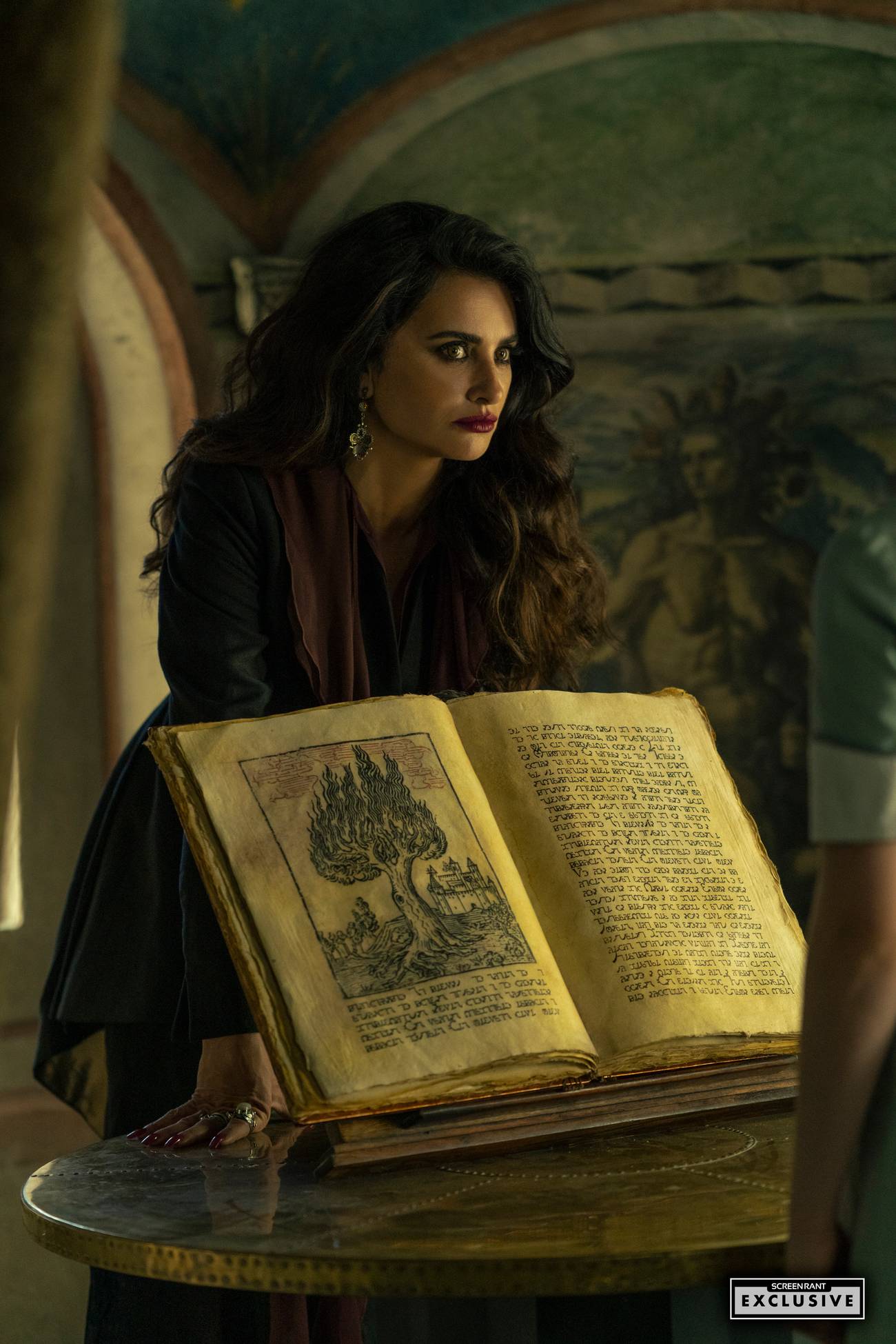 DAY DRINKER Penelope Cruz ScreenRant Exclusive