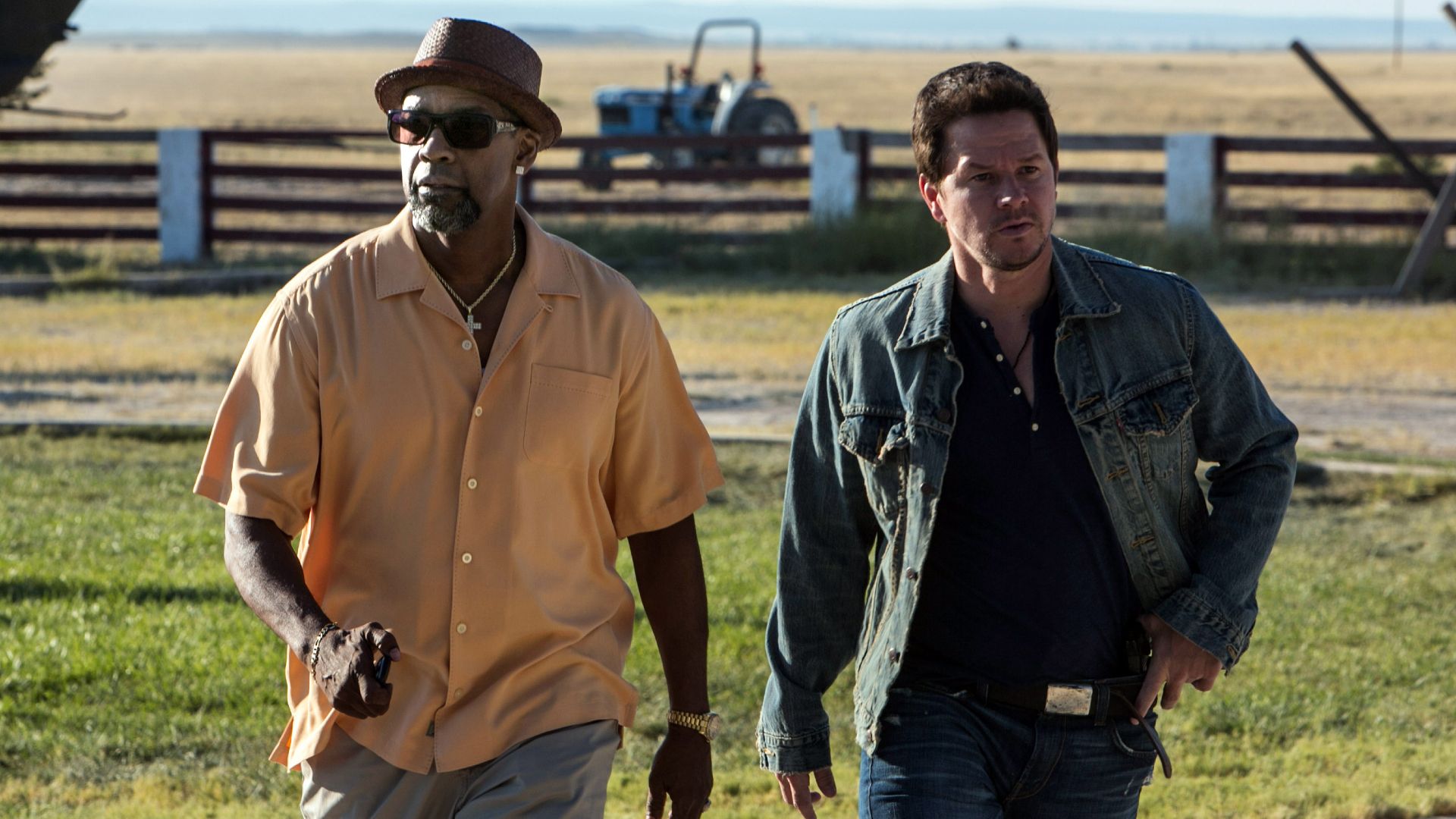 Denzel Washington & Mark Wahlberg's R-Rated Action Thriller Is Being Removed From Netflix image