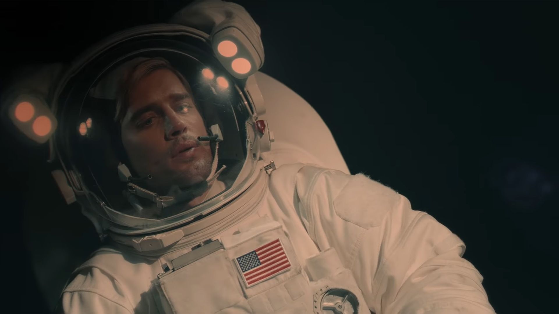 Andrew McCarthy & Drew Van Acker Play A Game Of Psychological Chess In Orion Clip