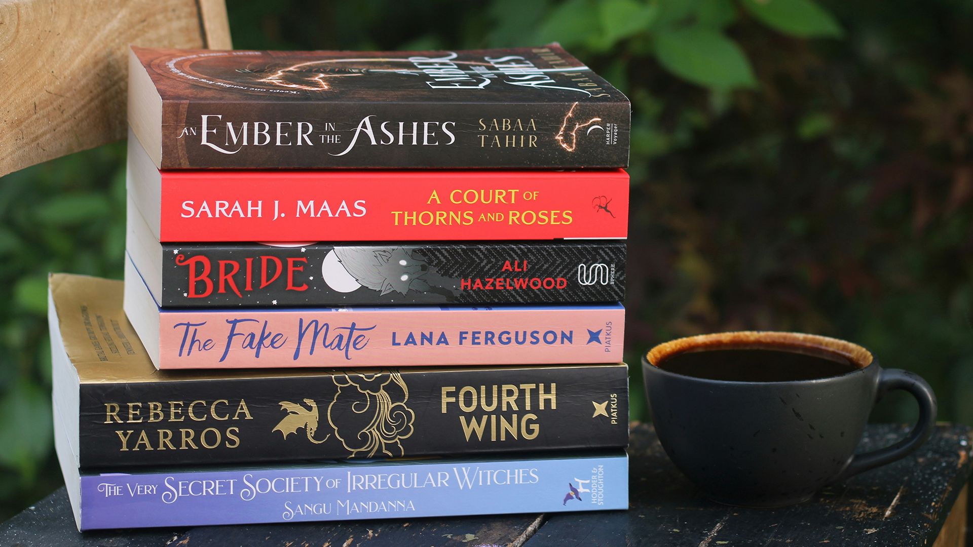 Before ACOTAR & Fourth Wing, This Was The Romantasy Every Reader Was Obsessed With image