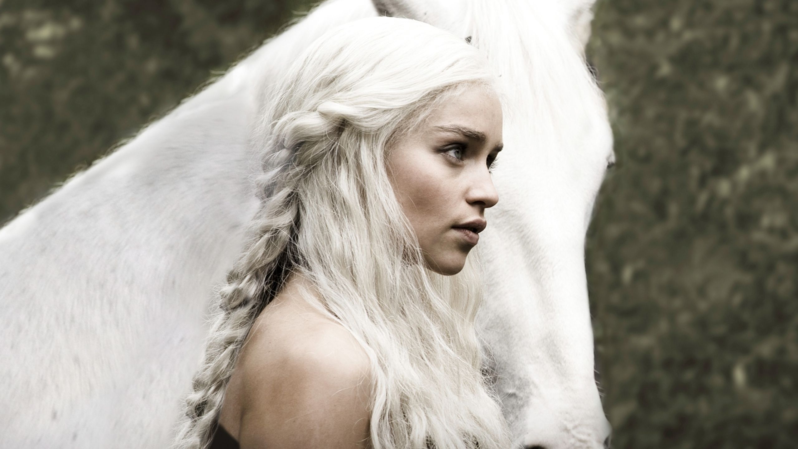 HBO Is Officially Making TV History With New Fantasy Series Set To Run For Over A Decade