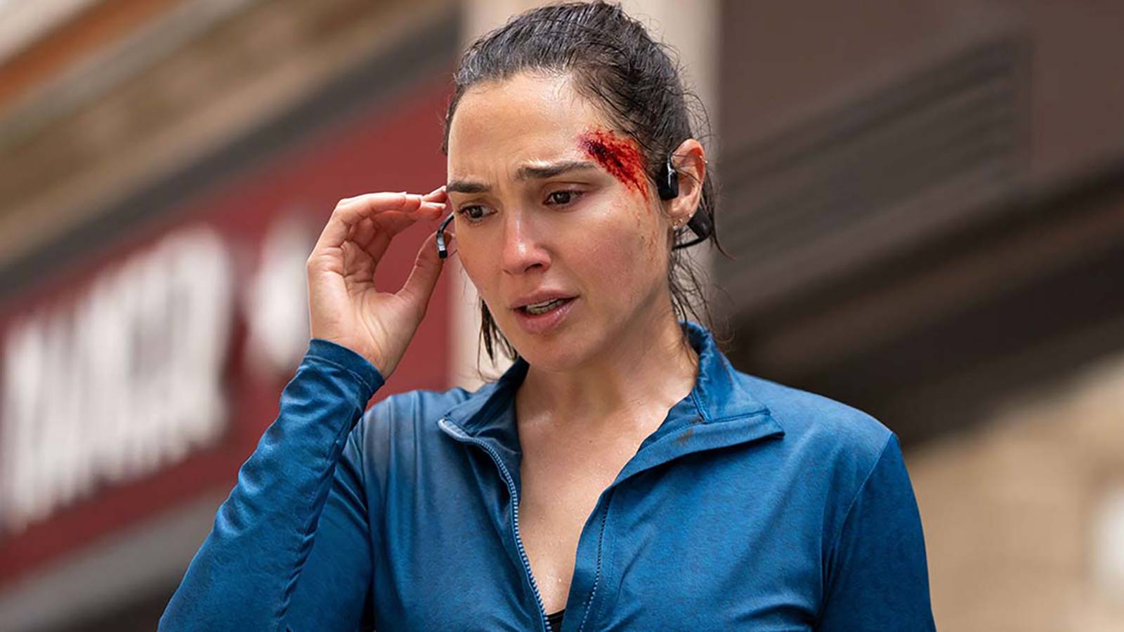 Why Reviews For Gal Gadot's New Prime Video Thriller Are So Bad ...