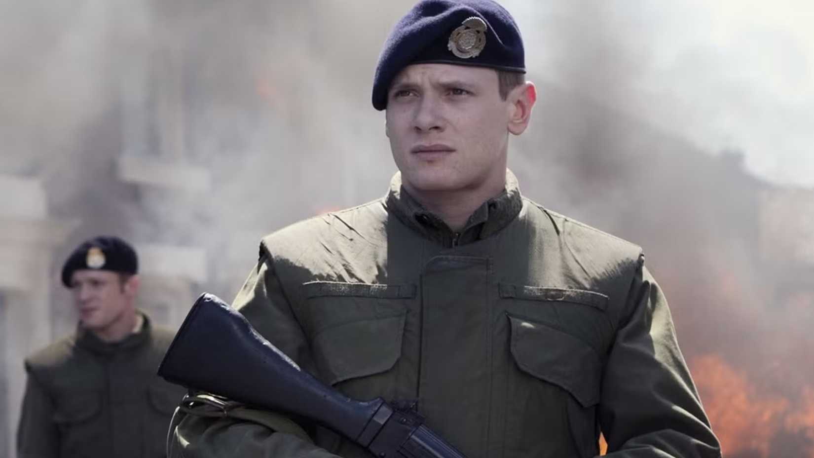 Jack OConnell as Gary Hook in 71
