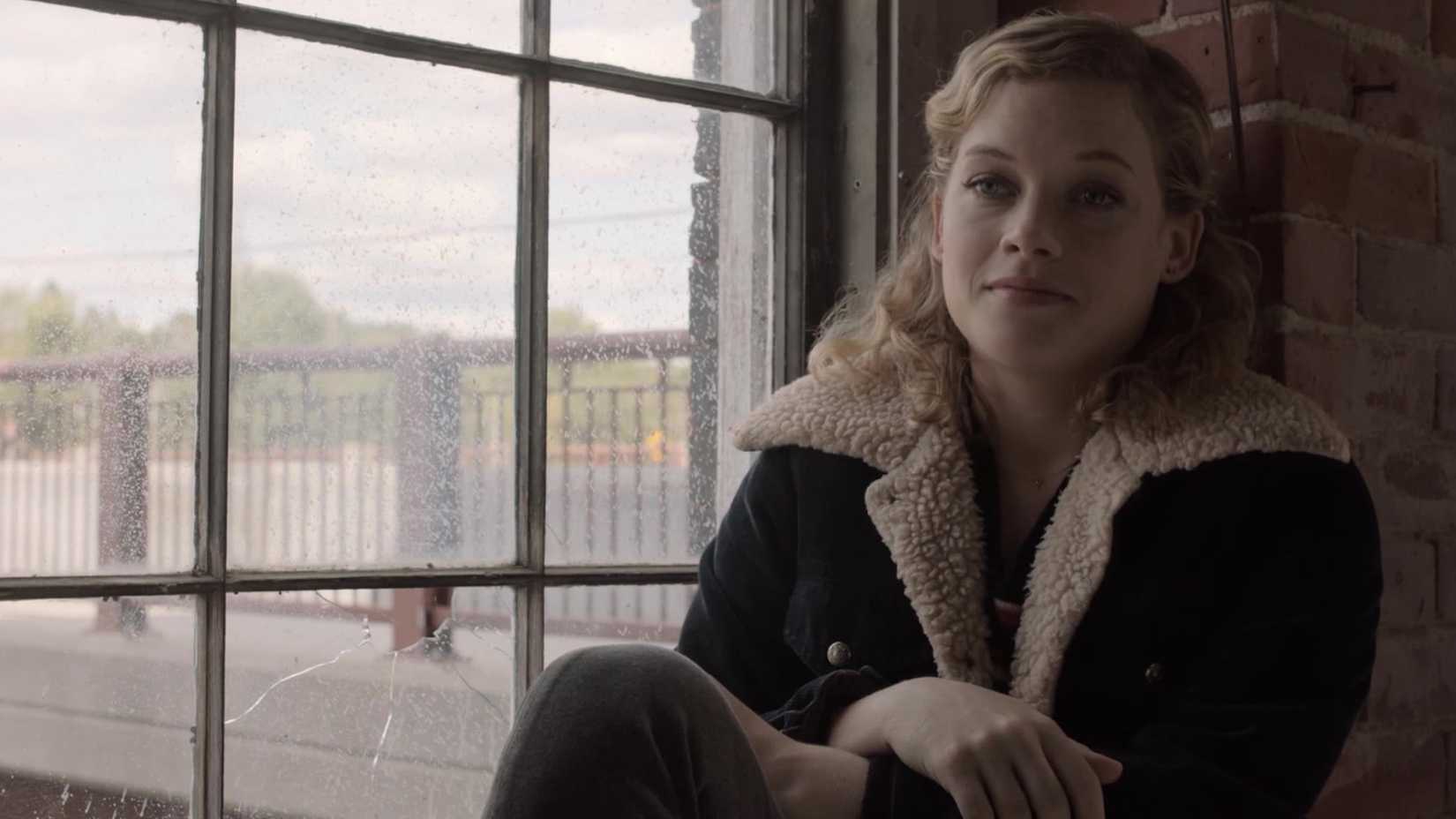 Jane Levy as Jackie in Castle Rock season 1