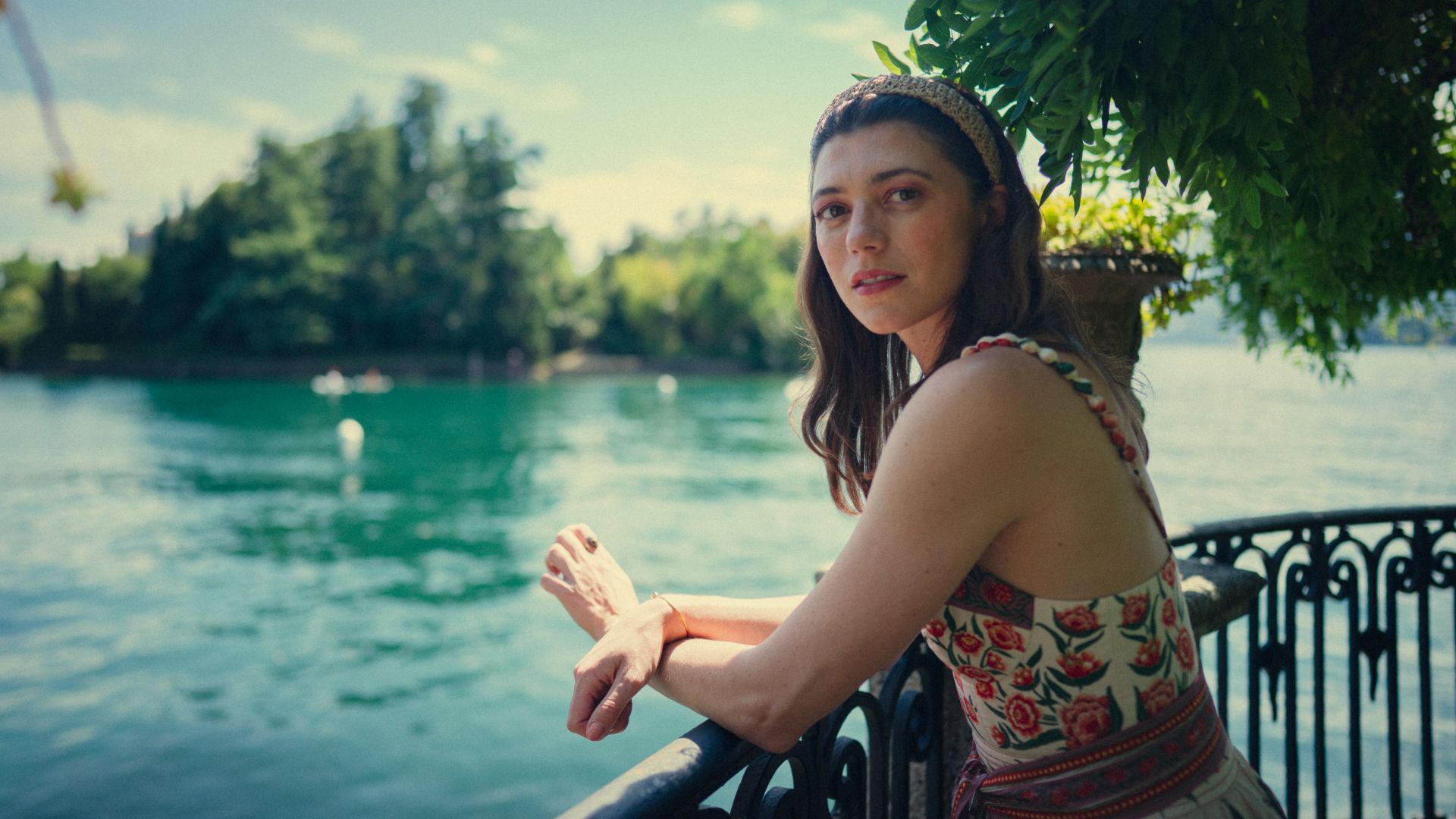 Guy Ritchie's Acclaimed Netflix Crime Drama Crosses Huge Streaming Milestone image