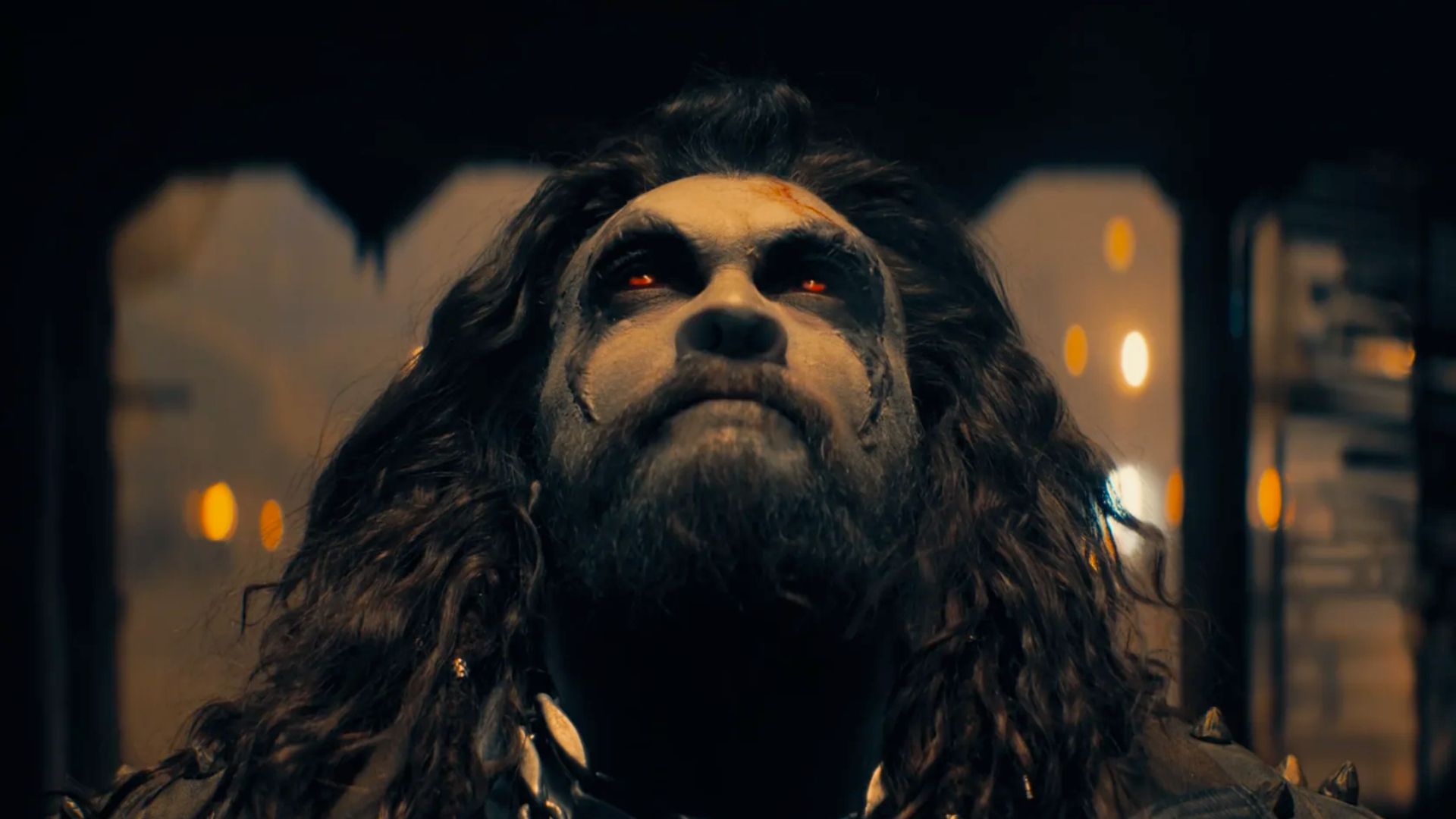 How Powerful Lobo Is Compared To Superman In The DCU & Who Would Win In A Fight