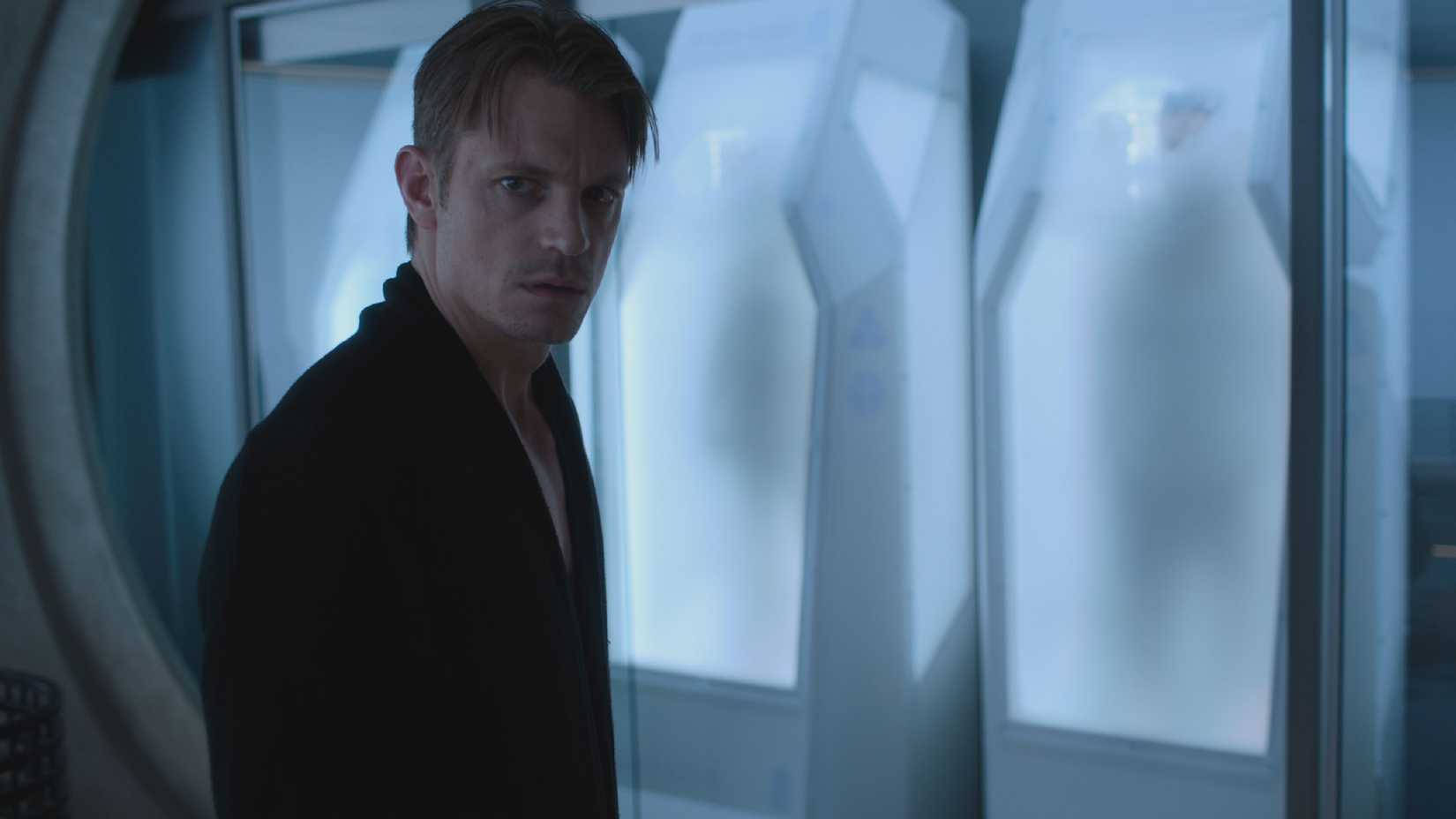 Joel Kinnaman as Takeshi Kovacs in Altered Carbon