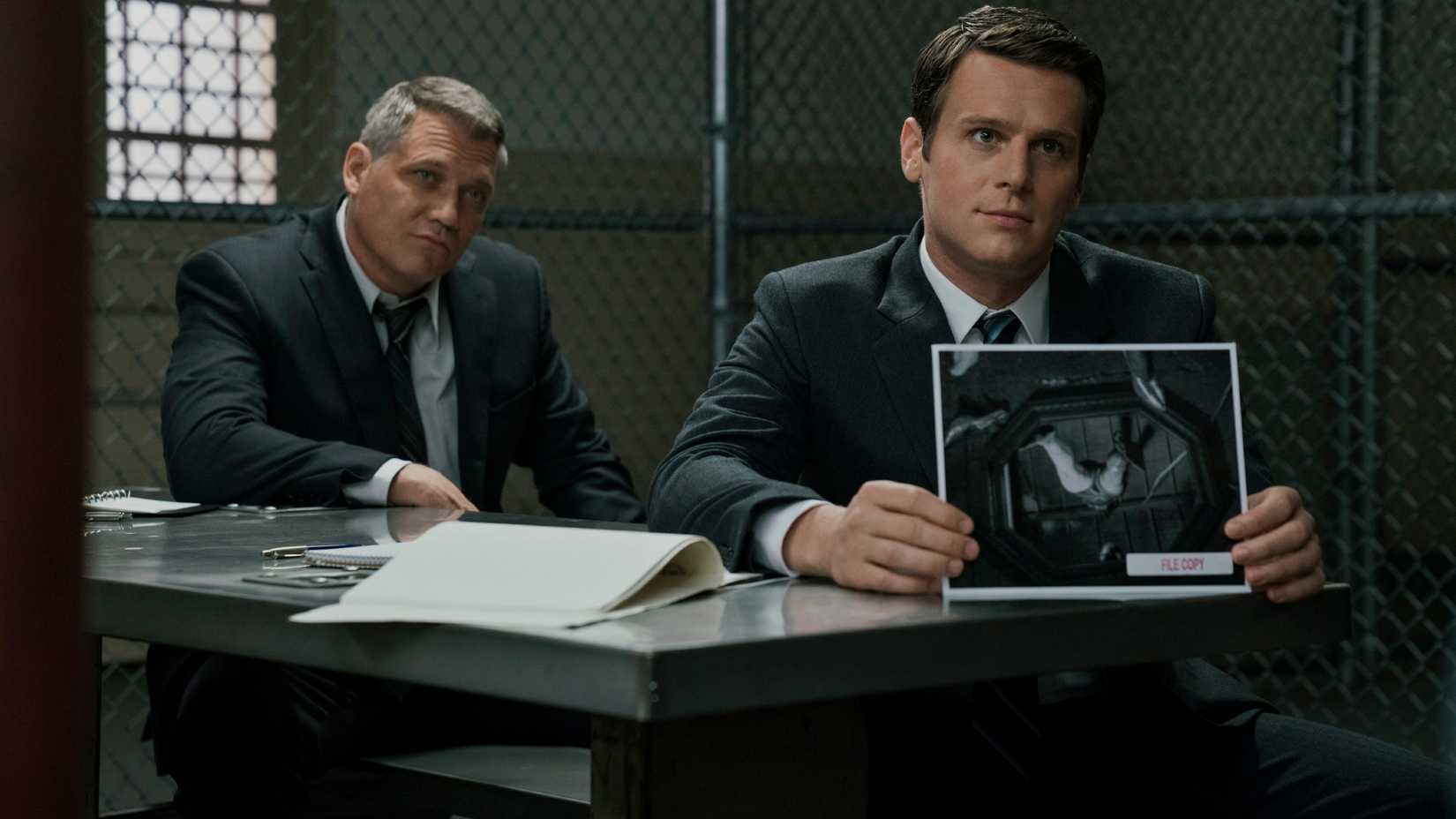 Jonathan Groff and Holt McCallany in Mindhunter