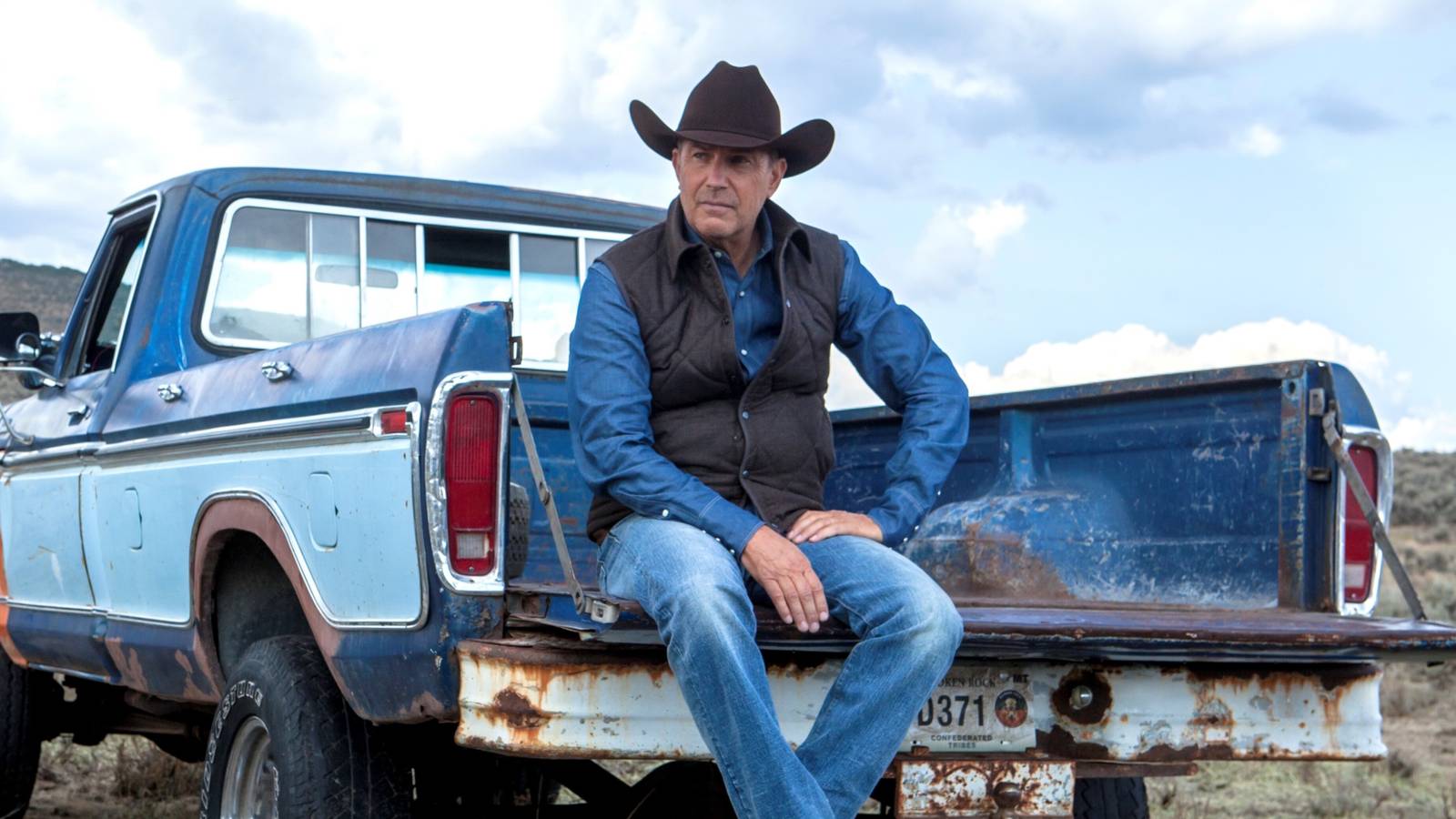 Kevin Costner in Yellowstone-1