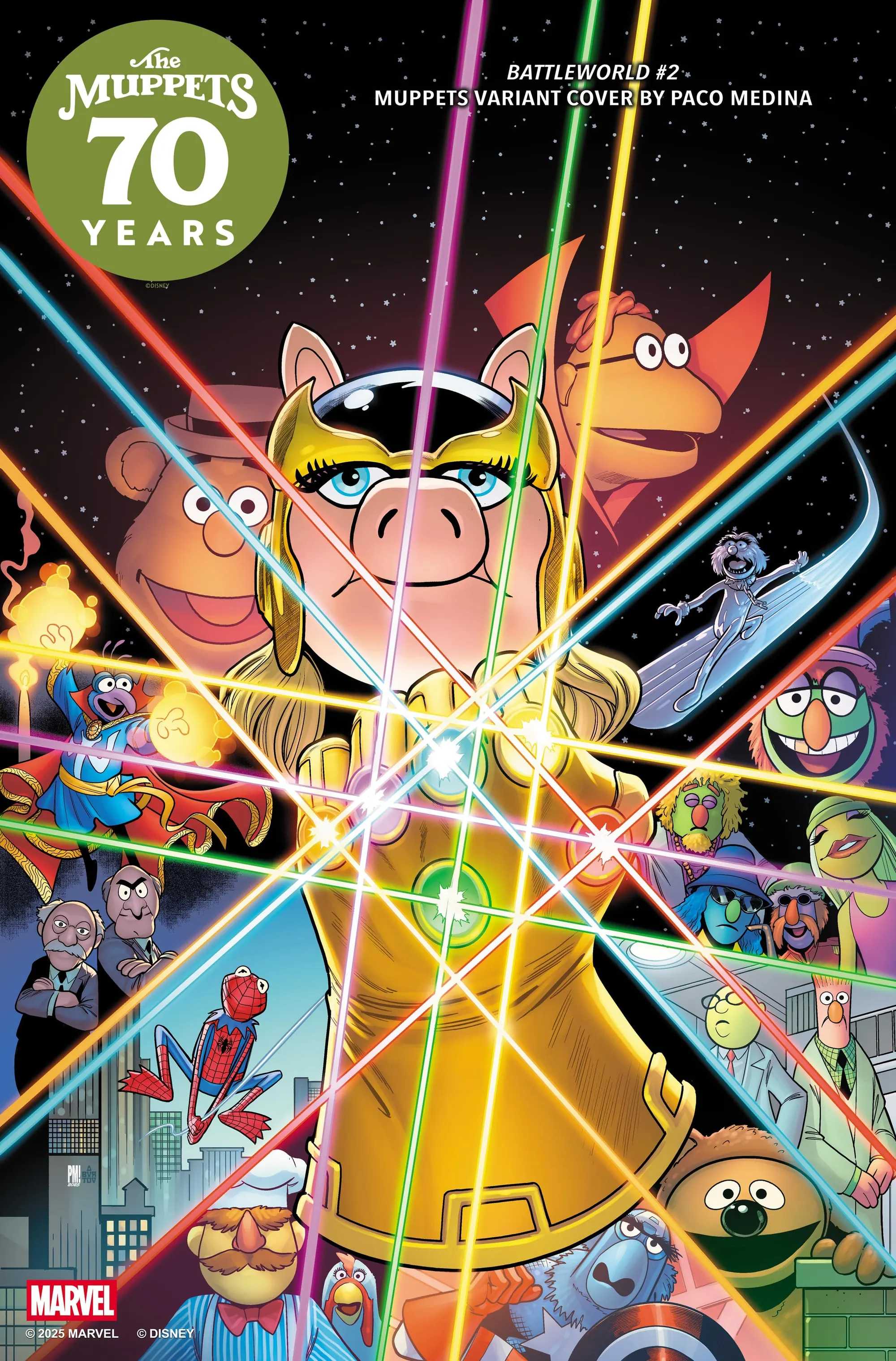 Miss Piggy wields the Infinity Gauntlet in the Muppets Take the Marvel Universe variant cover