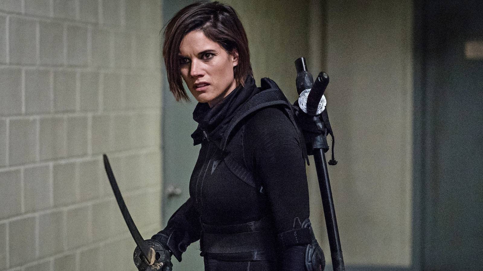 65-Episode Fantasy Series Is Like Supernatural & Buffy The Vampire Slayer In One