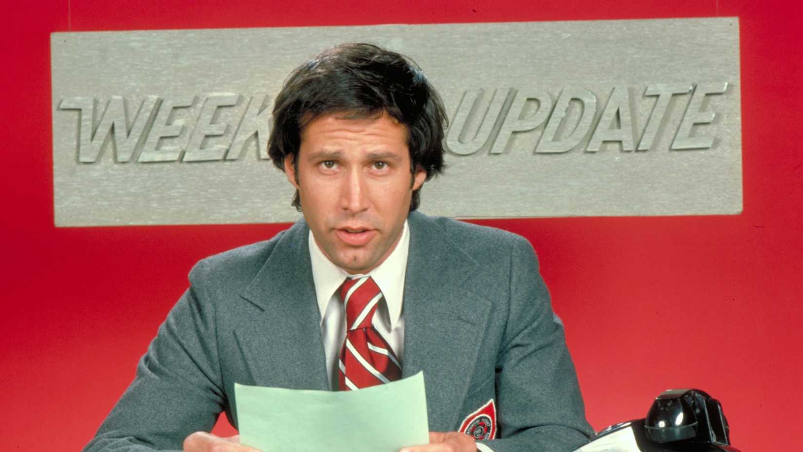 Chevy Chase doing weekend update in Saturday Night Live season 1