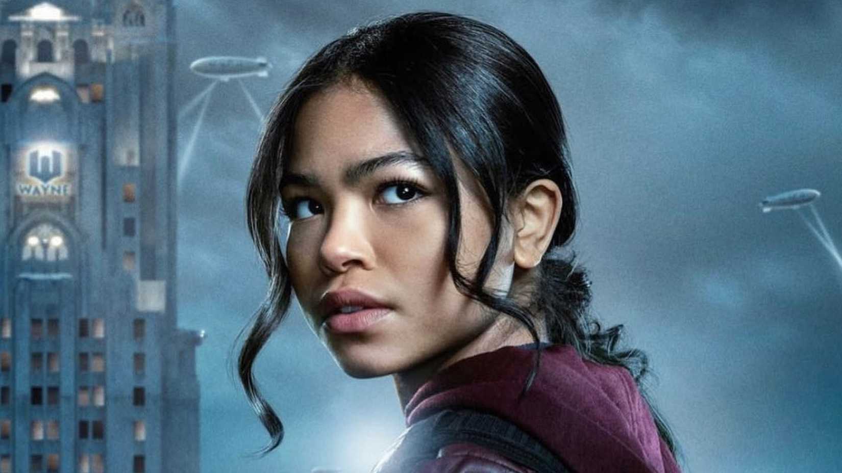 Navia Robinson stars as Carrie Kelley in Gotham Knights.