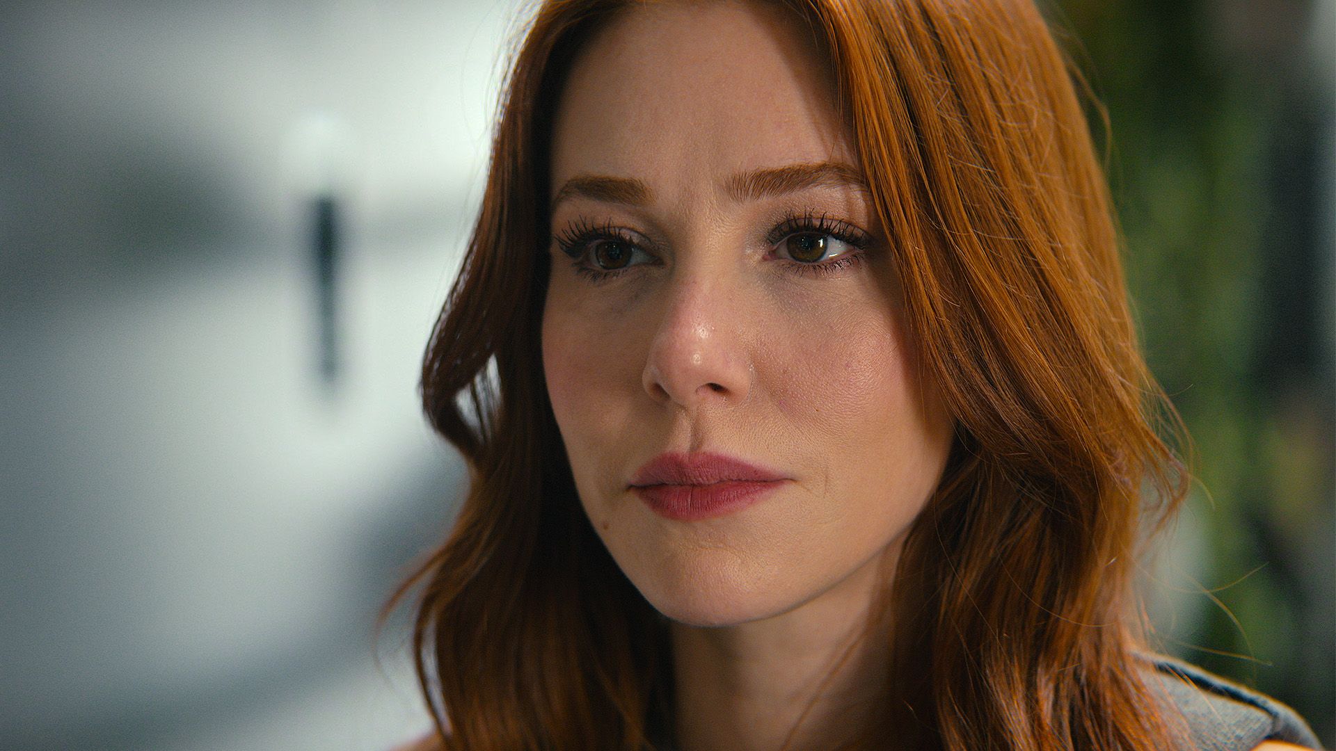 Not A Stranger: Netflix’s New 8-Part Thriller Is #3 Worldwide In Just 4 Days & It’s A Must-Binge image