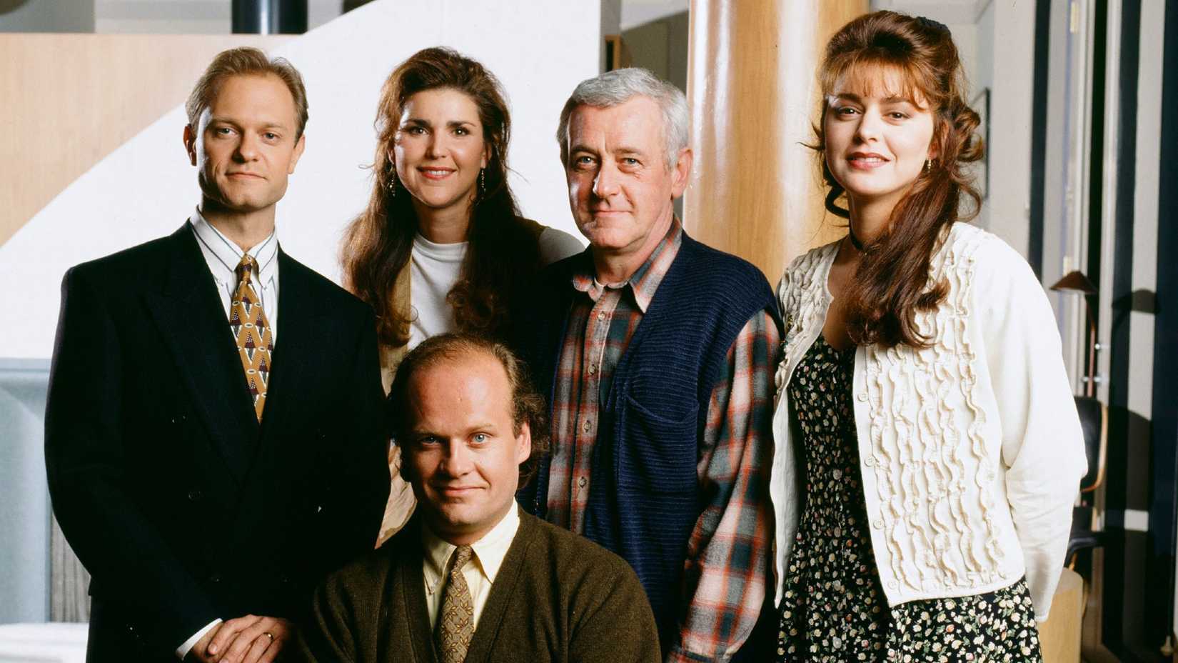 Niles, Frasier, Roz, Martin, and Daphne in Frasier